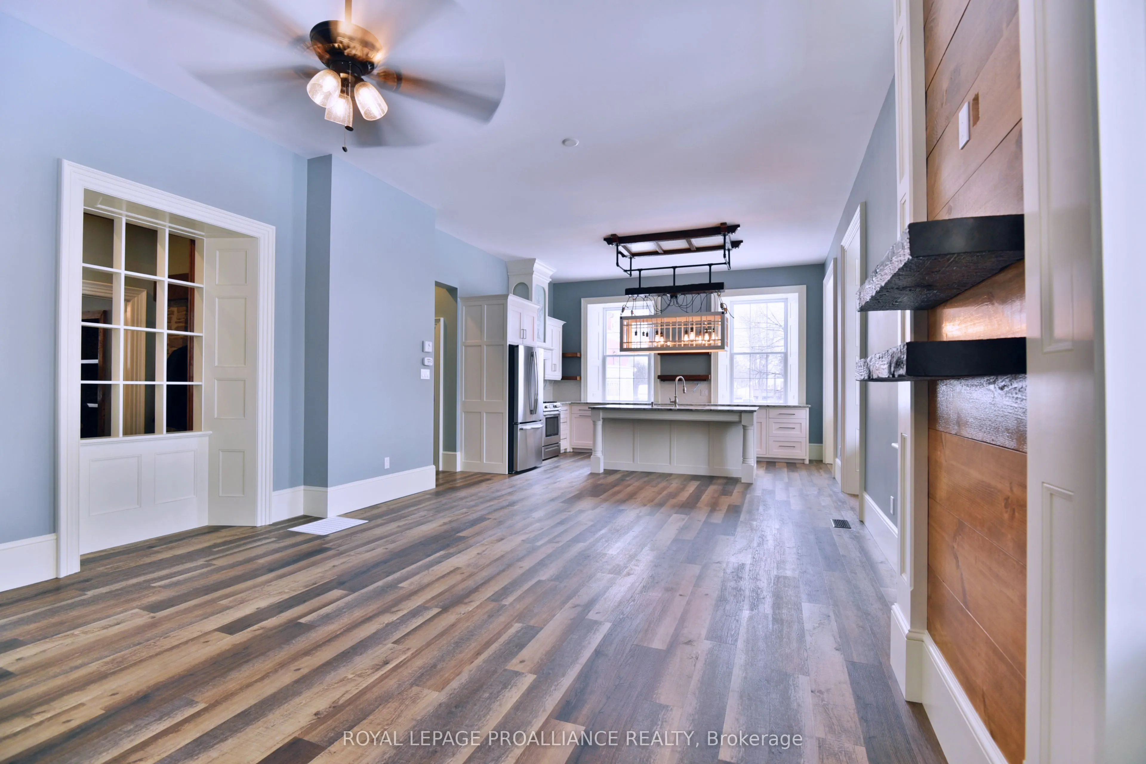 439 Edward Street, #1