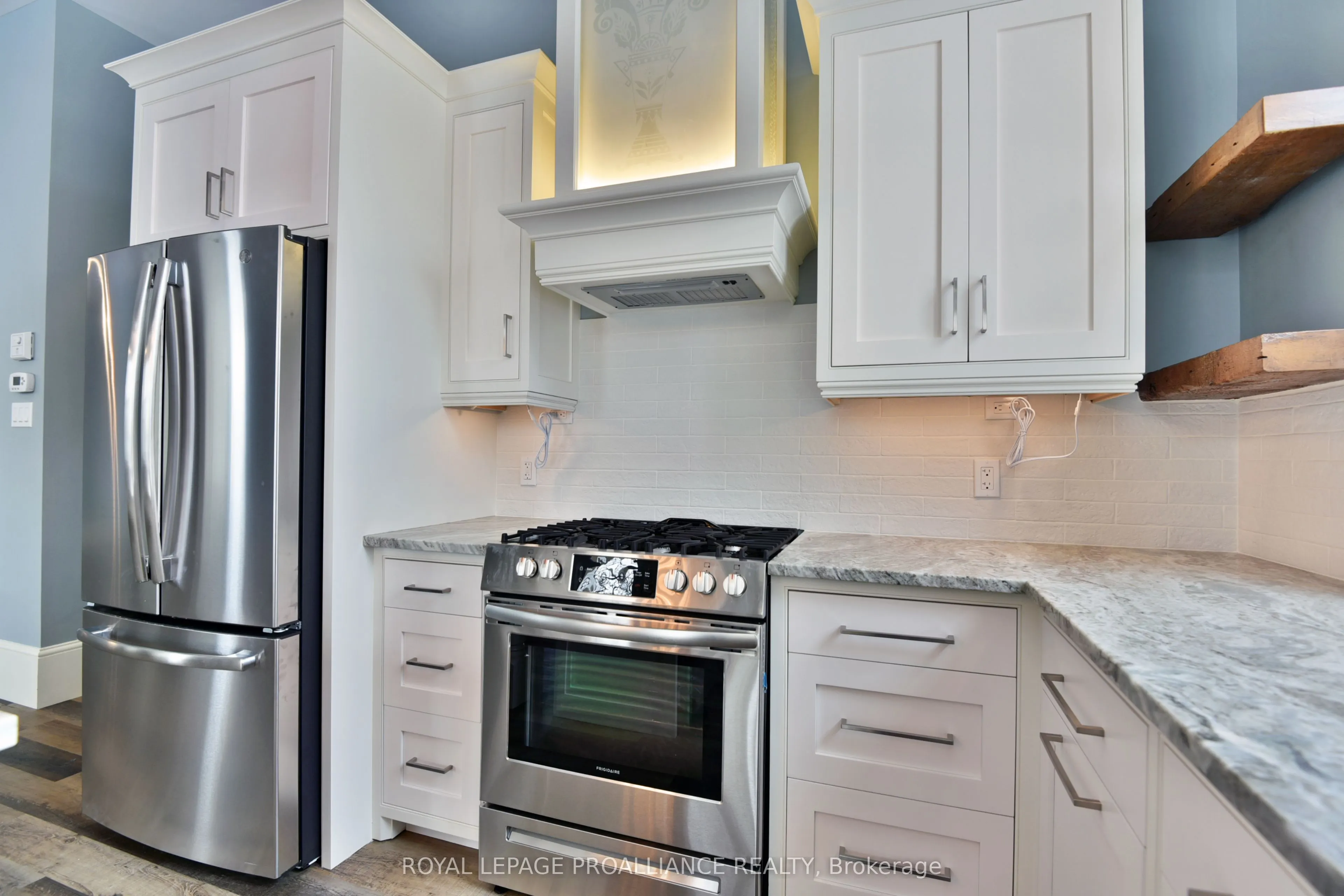 439 Edward Street, #1