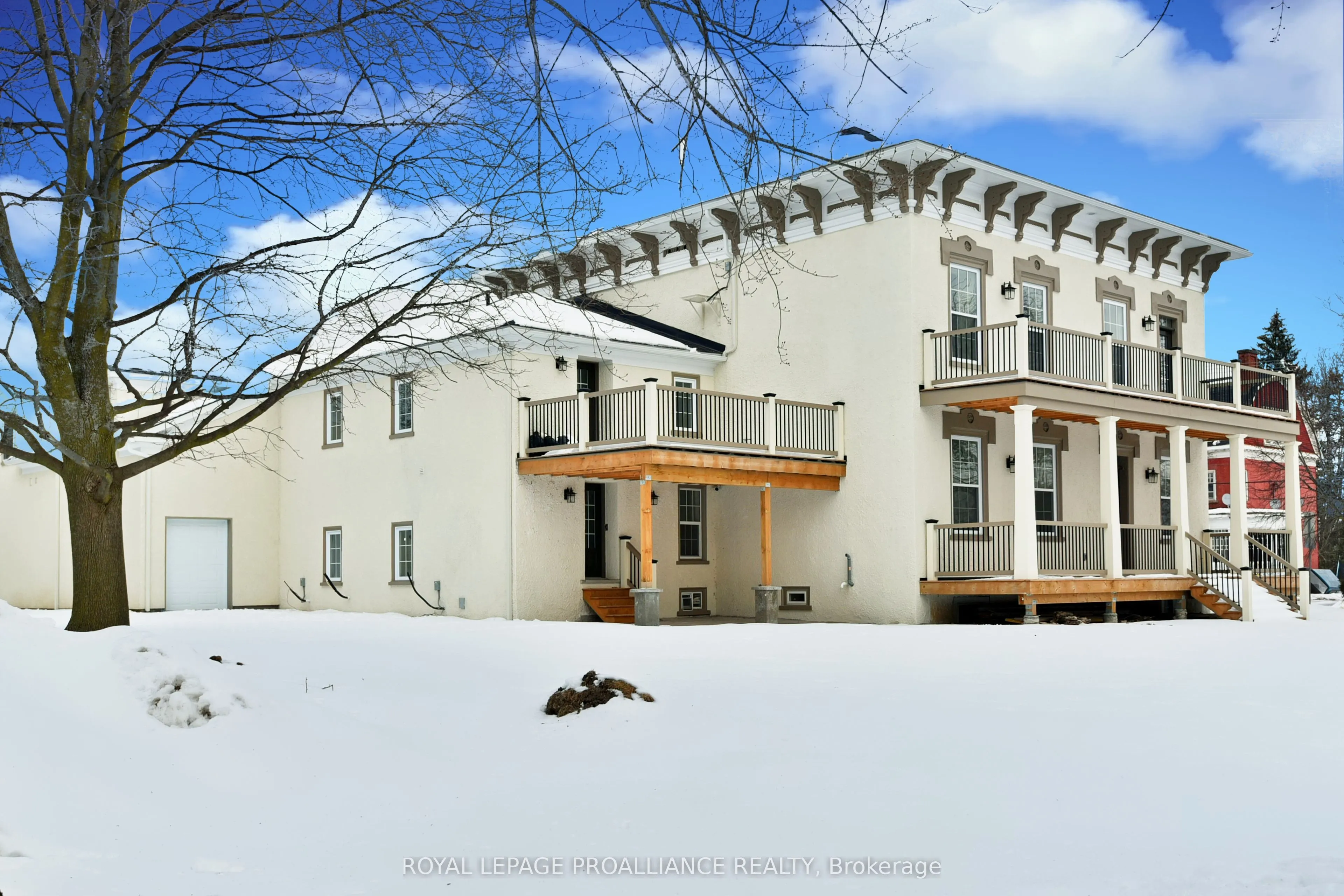 439 Edward Street, #1
