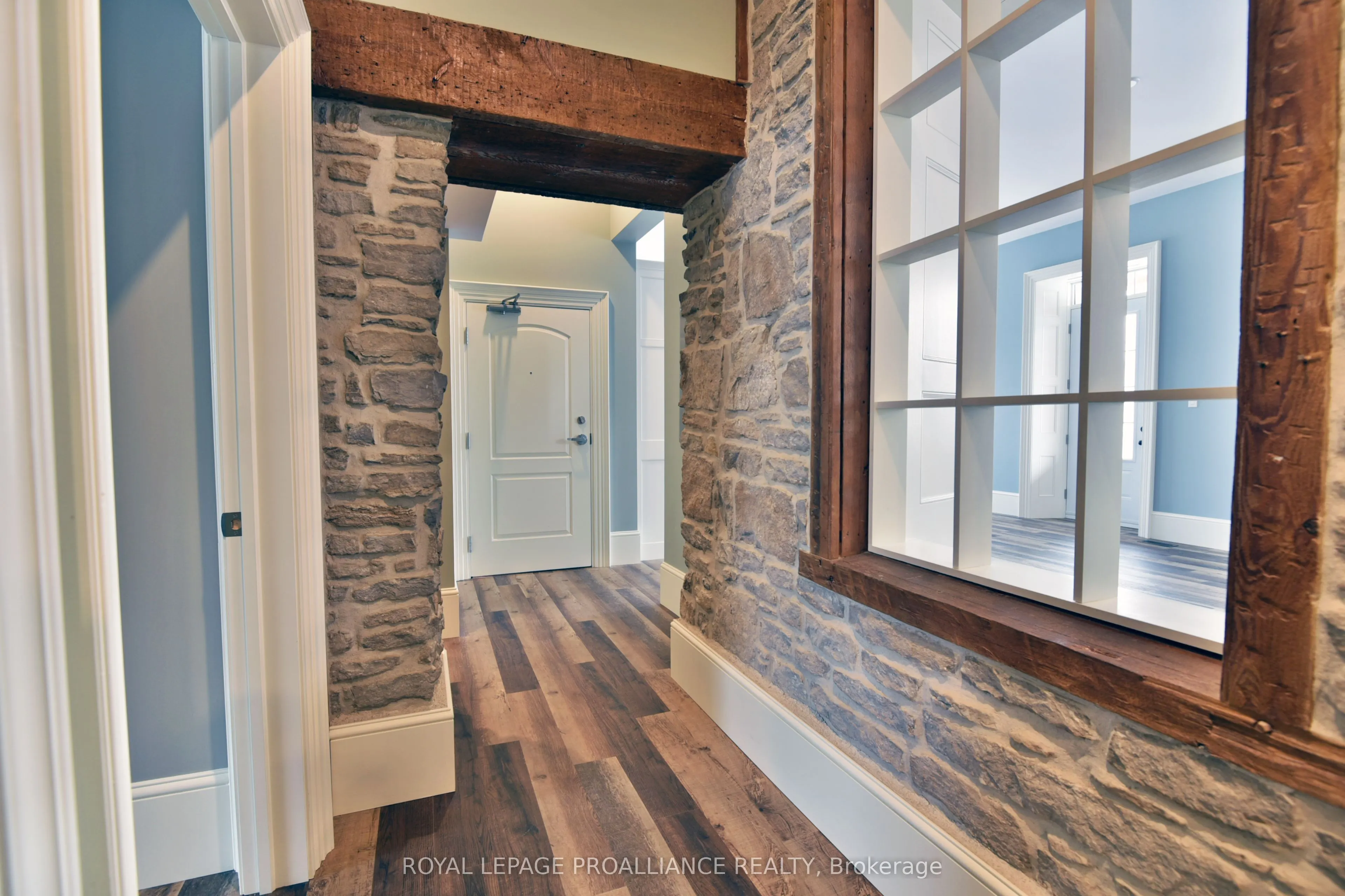 439 Edward Street, #1