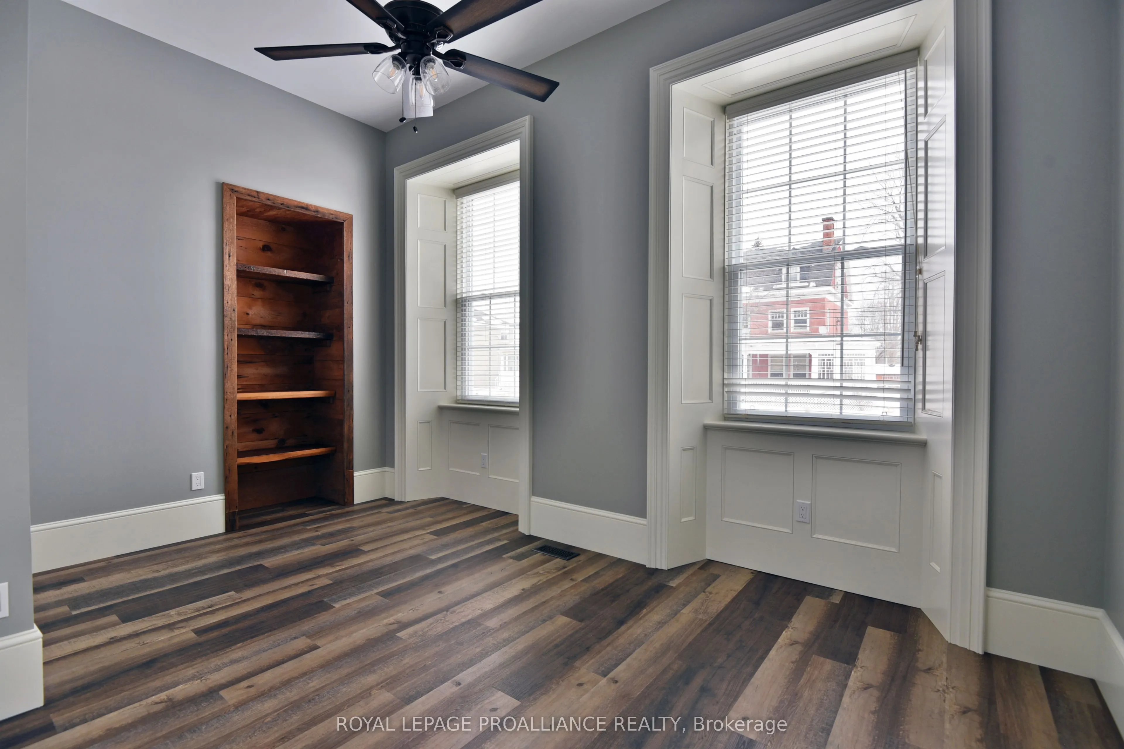 439 Edward Street, #1