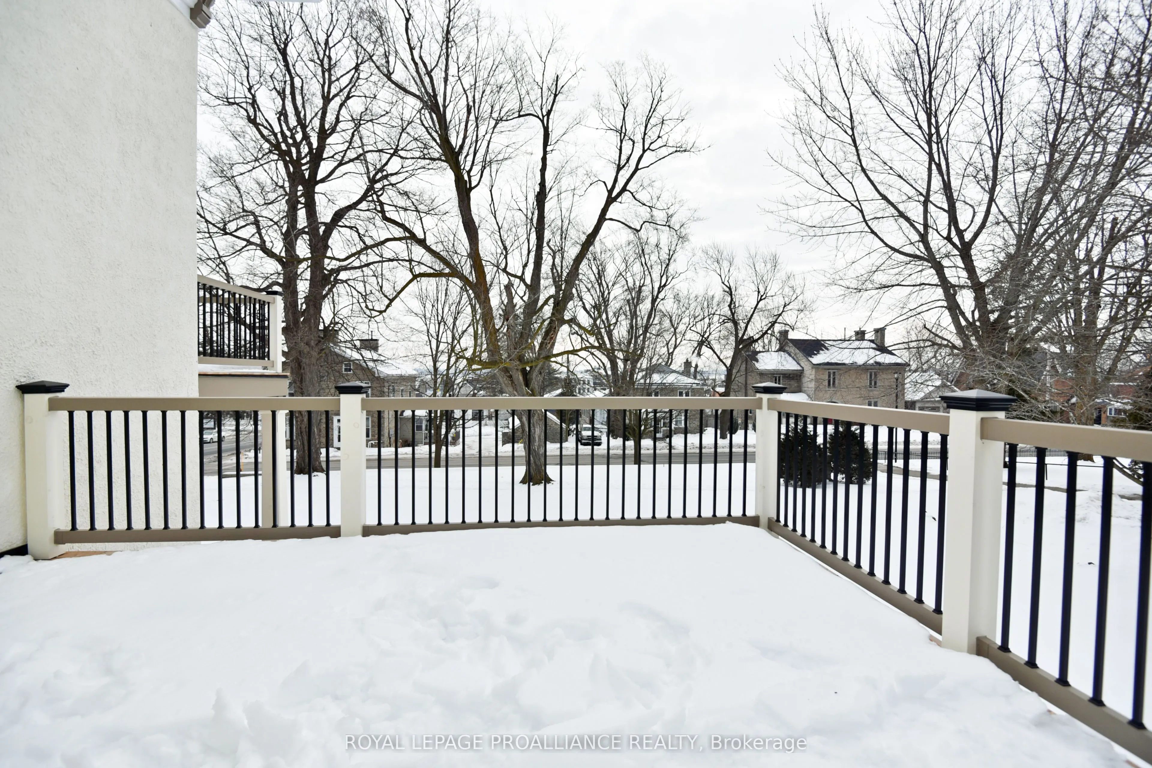 439 Edward Street, #1