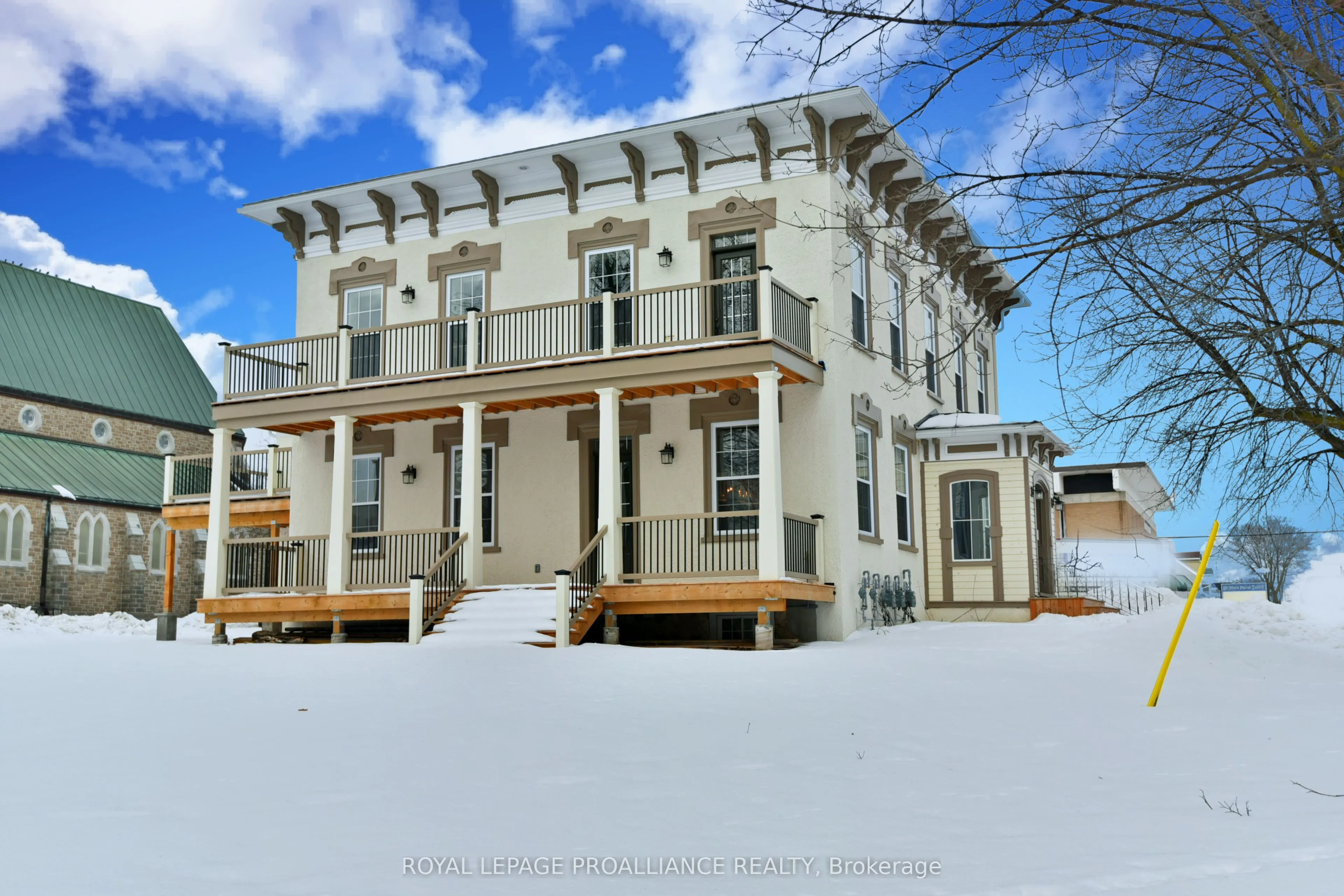 439 Edward Street, #1