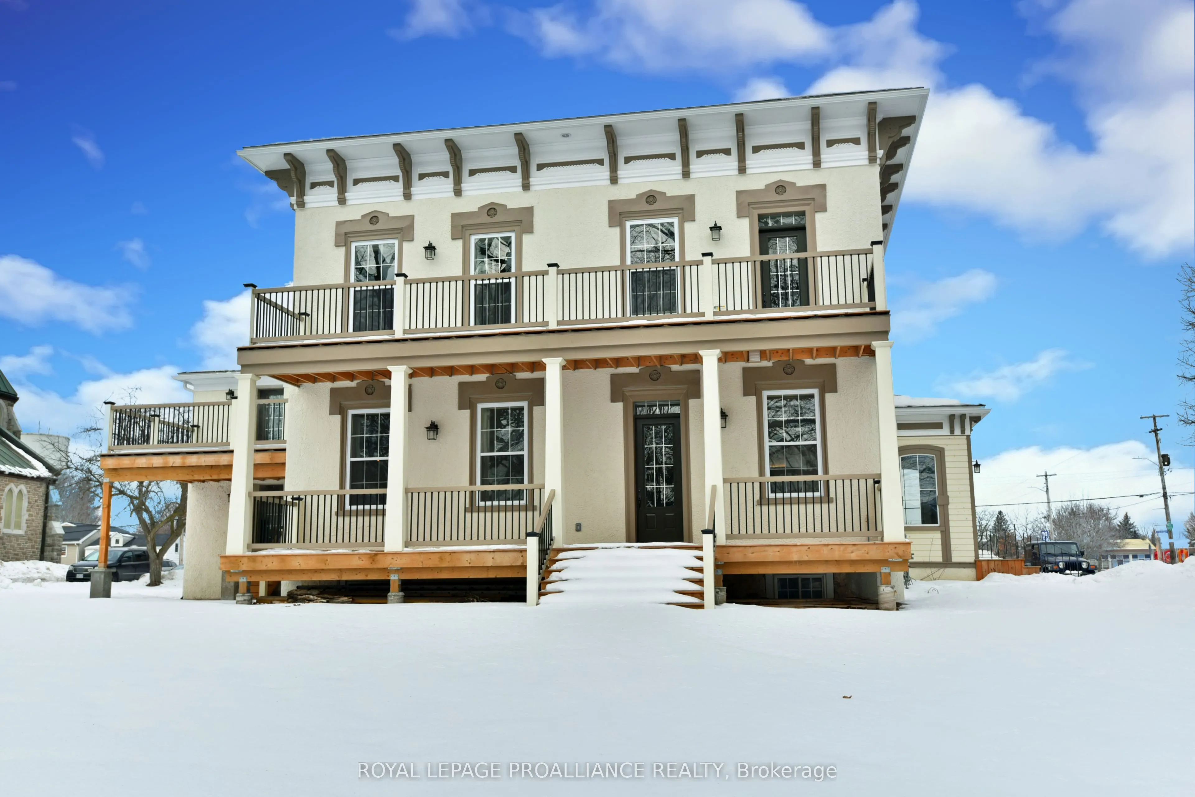 439 Edward Street, #1