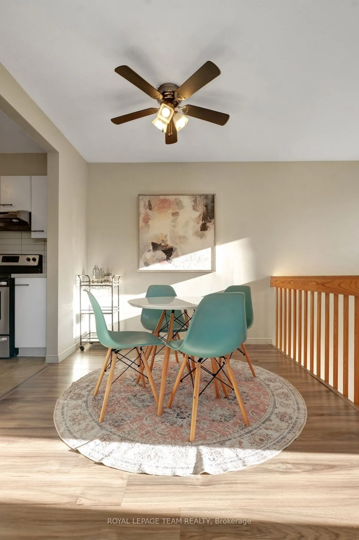 2 STONEBANK Crescent, #2