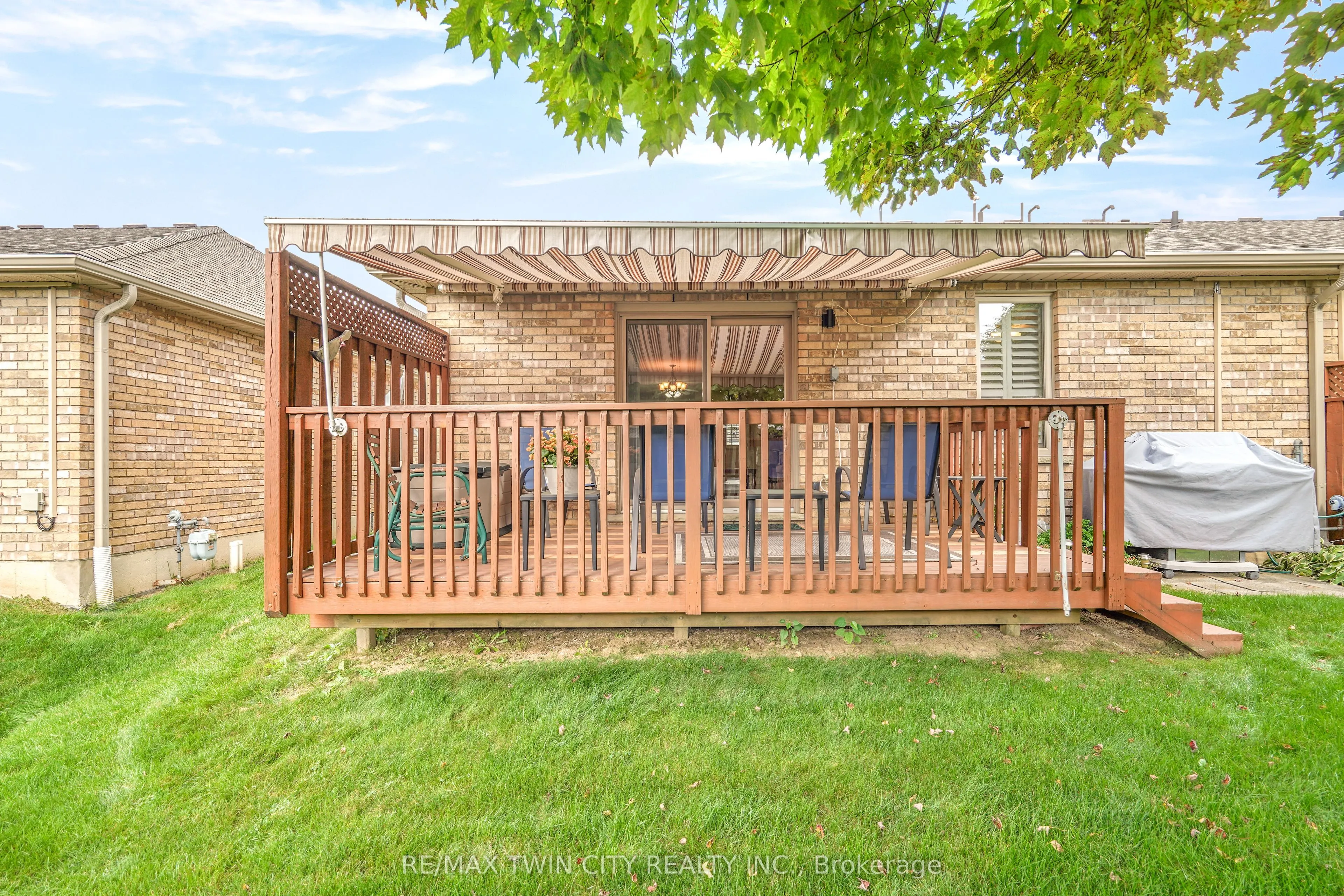 25 Cobden Court, #8