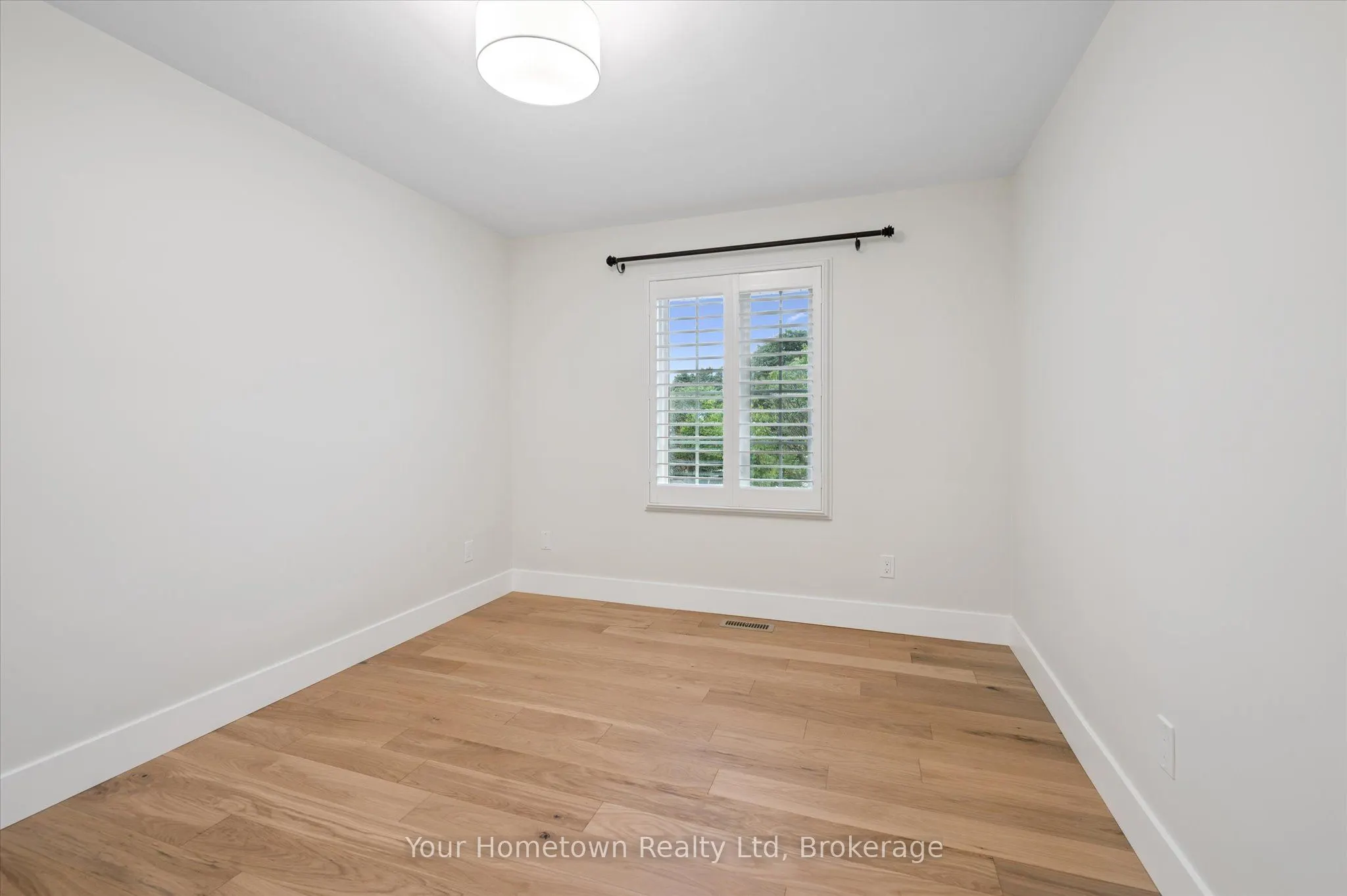 111 Thorndale Place
