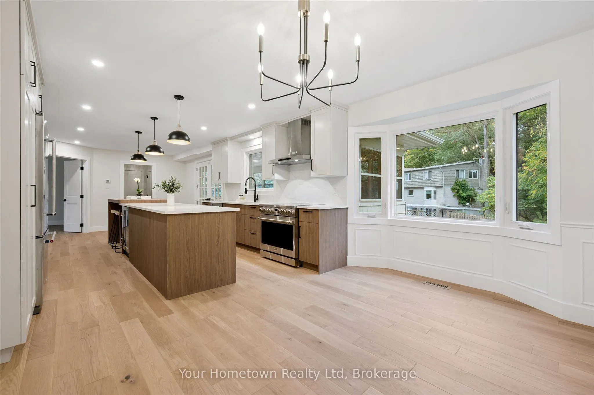 111 Thorndale Place