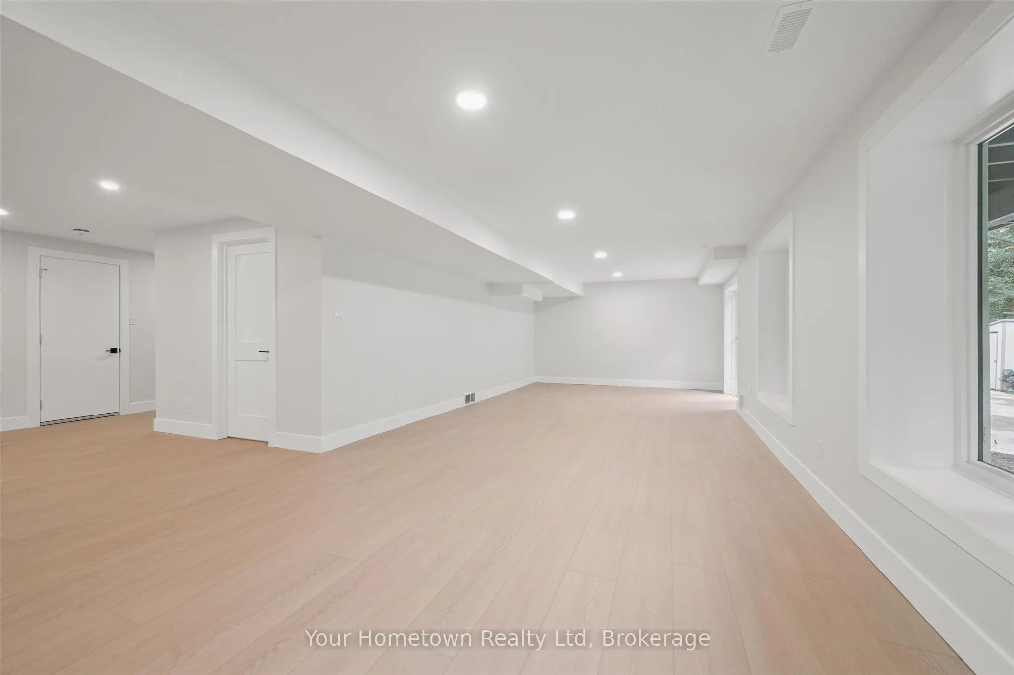 111 Thorndale Place
