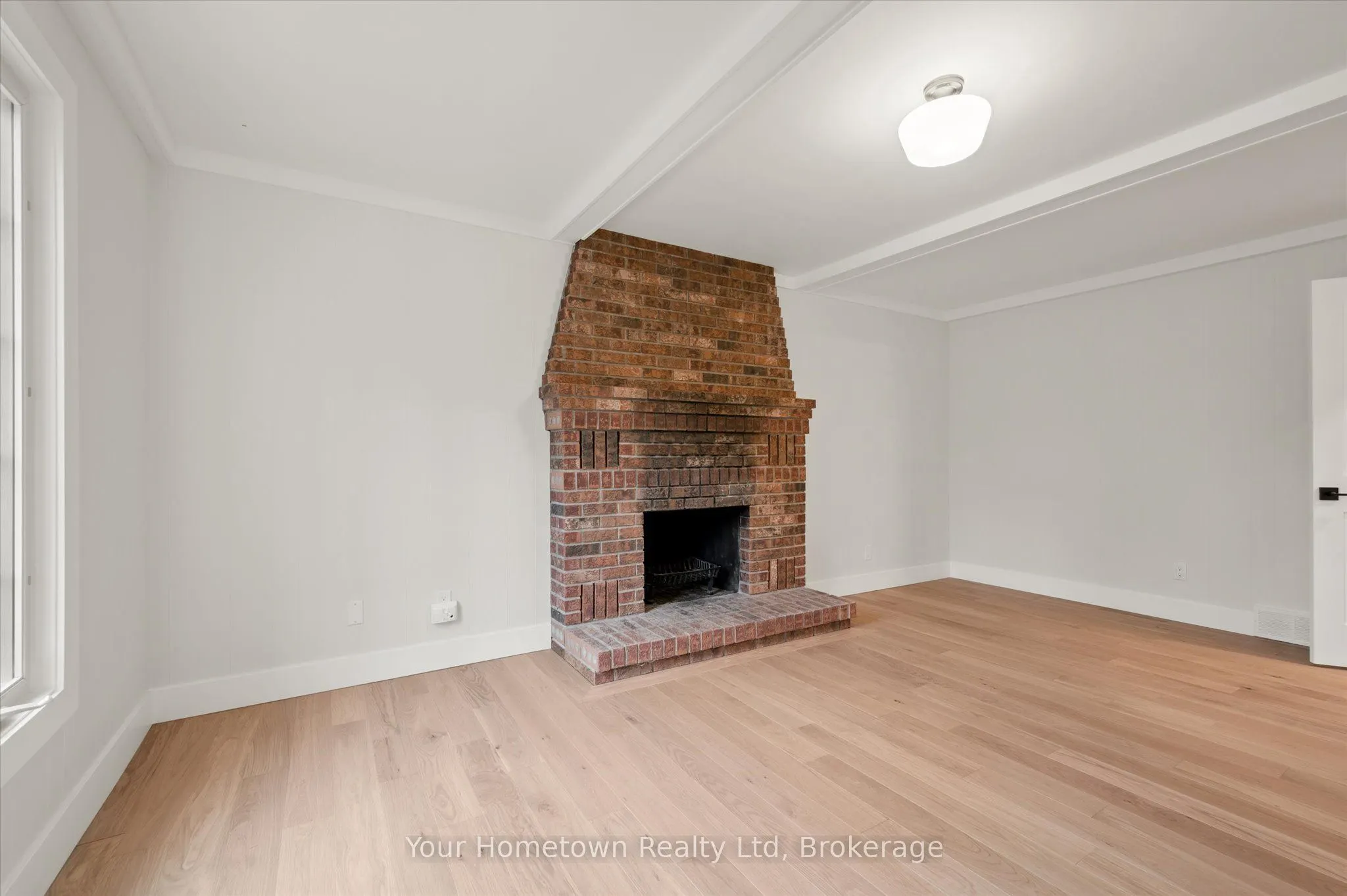 111 Thorndale Place