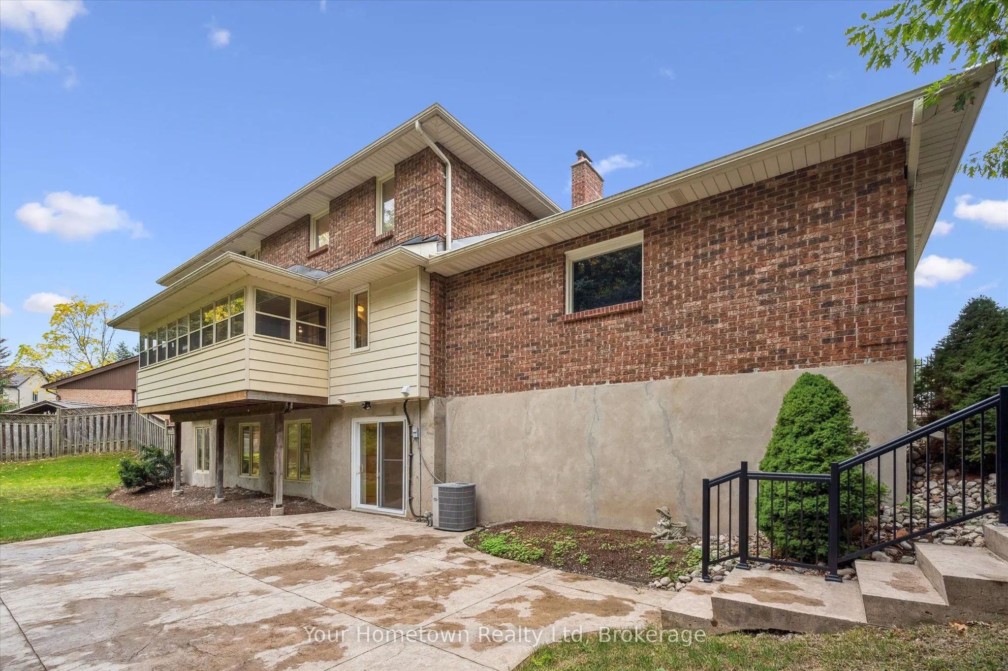 111 Thorndale Place