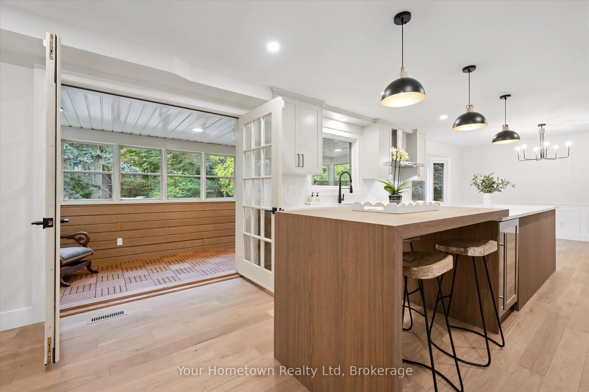 111 Thorndale Place