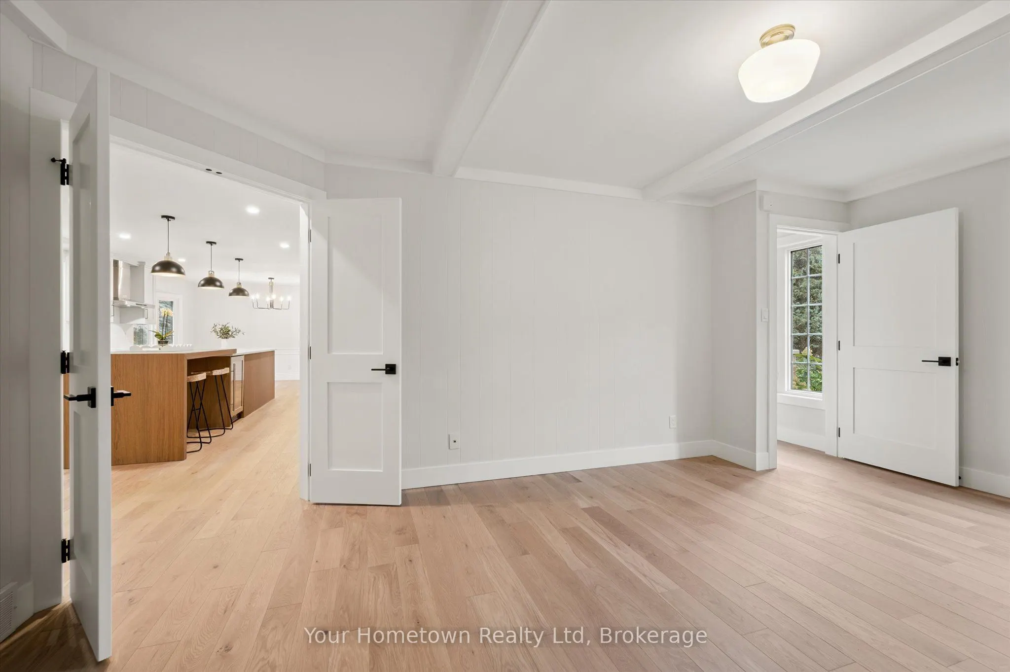 111 Thorndale Place