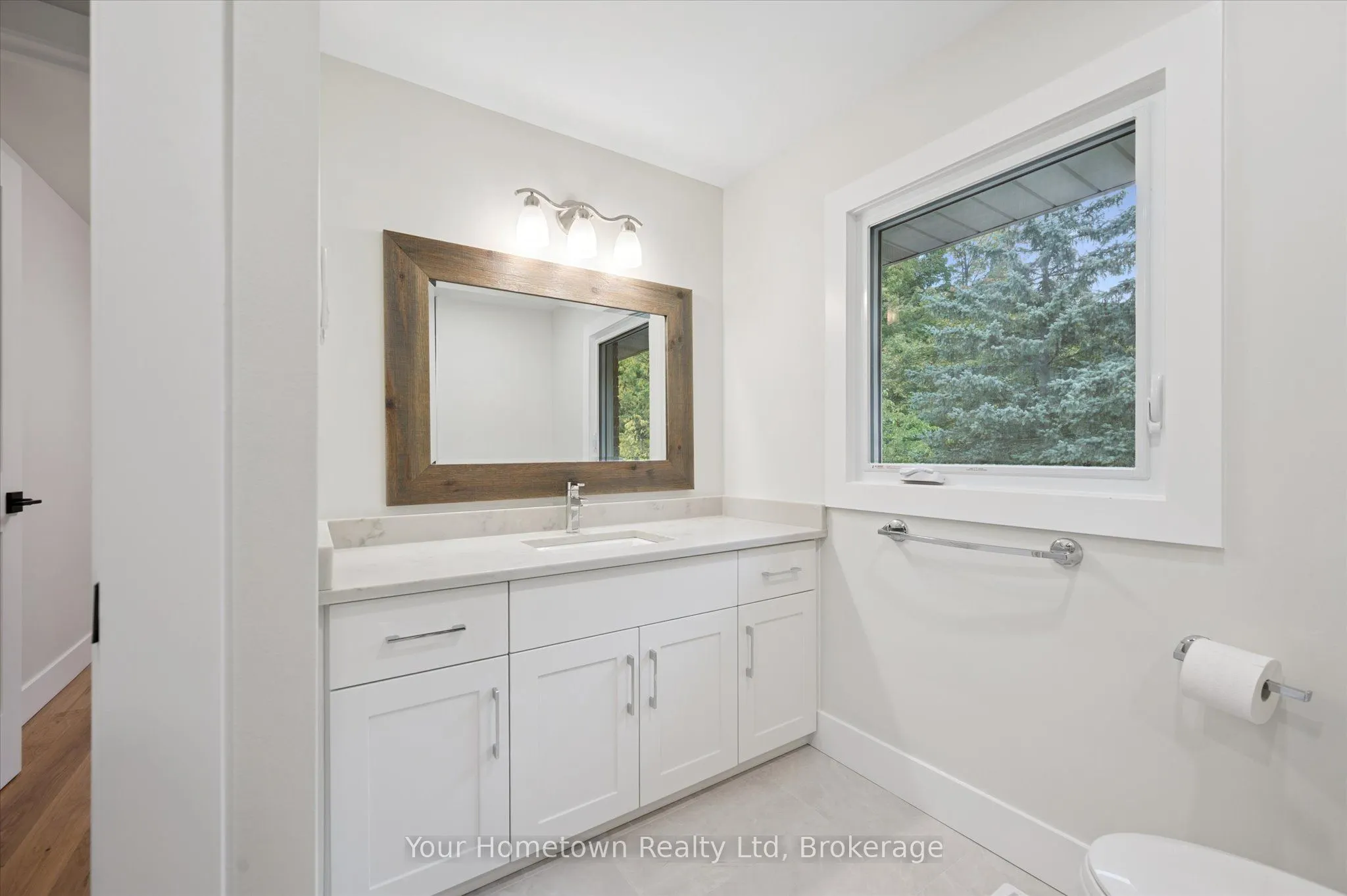 111 Thorndale Place