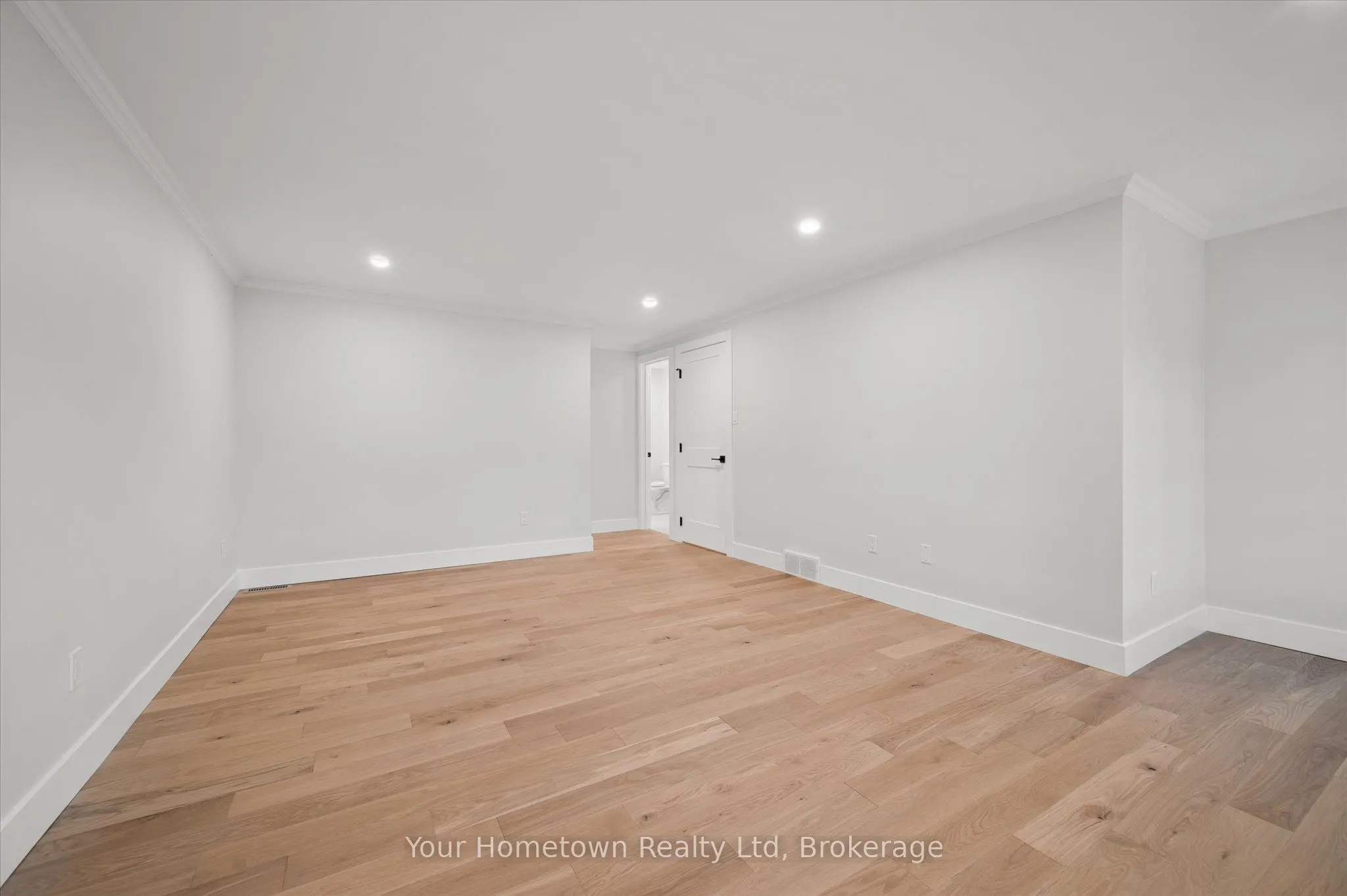 111 Thorndale Place