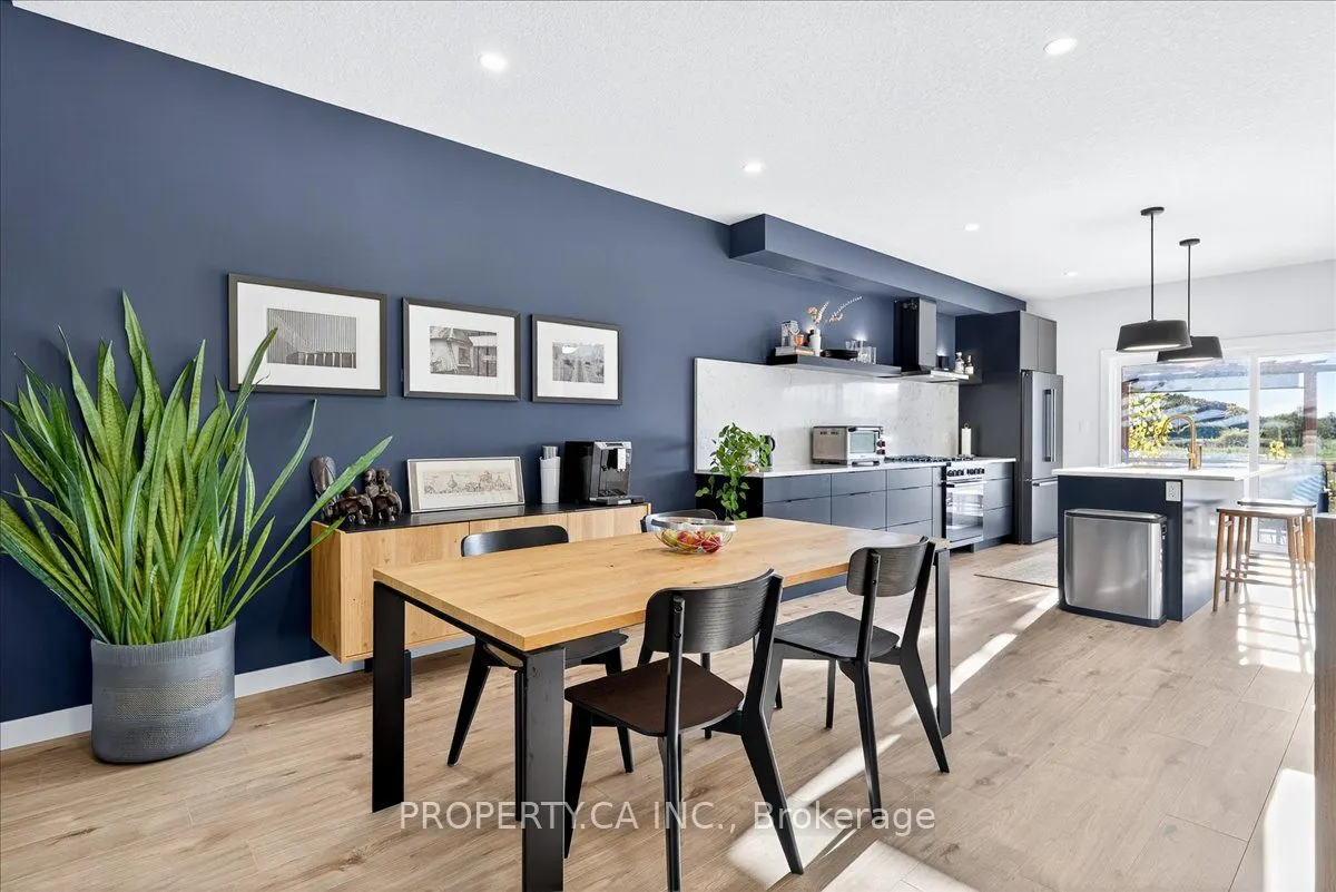 744 Nelson Street W, #9