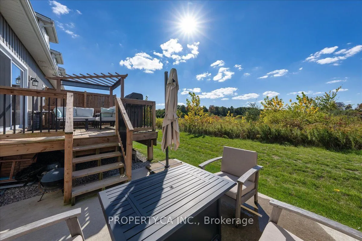 744 Nelson Street W, #9