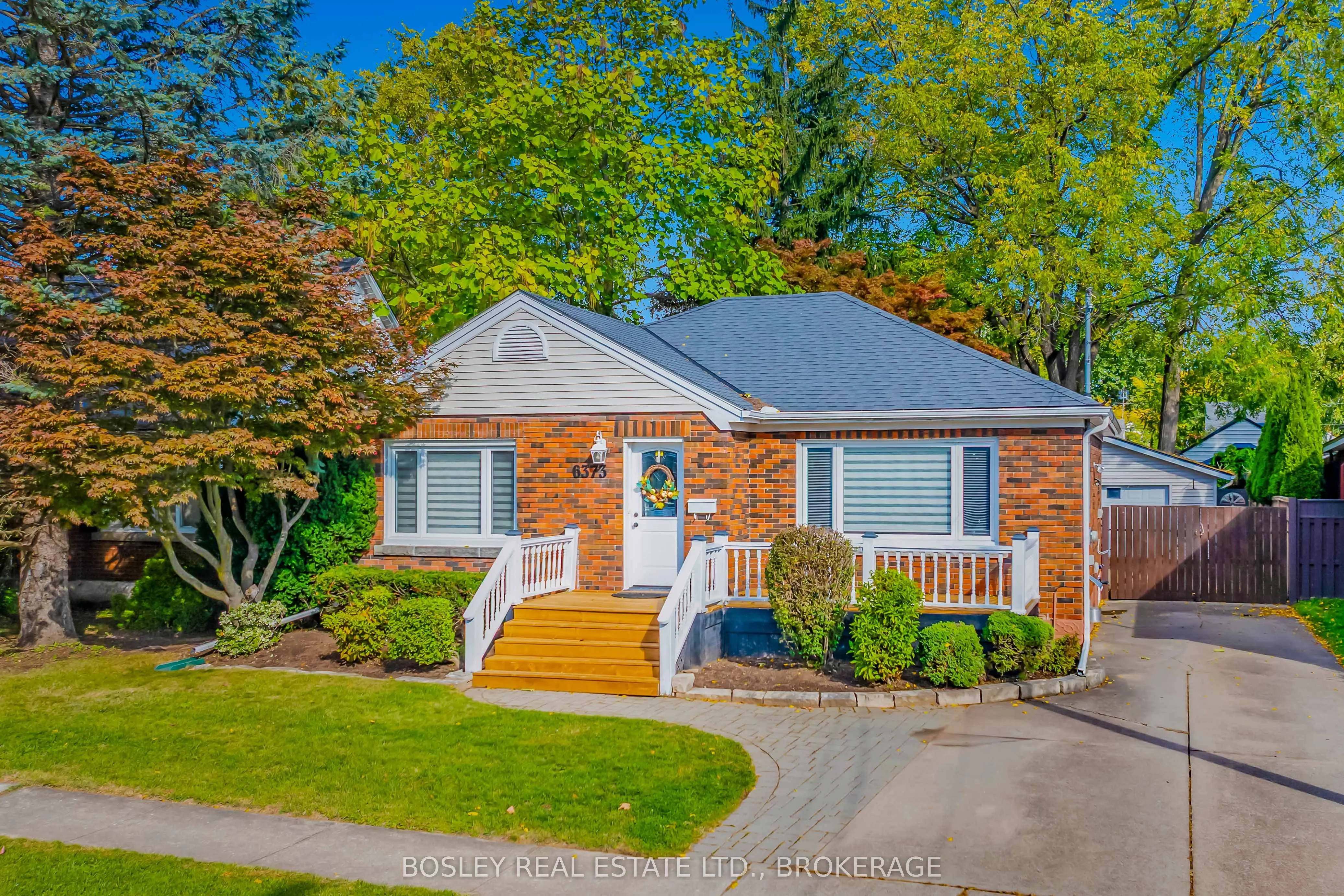 6373 Corwin Crescent