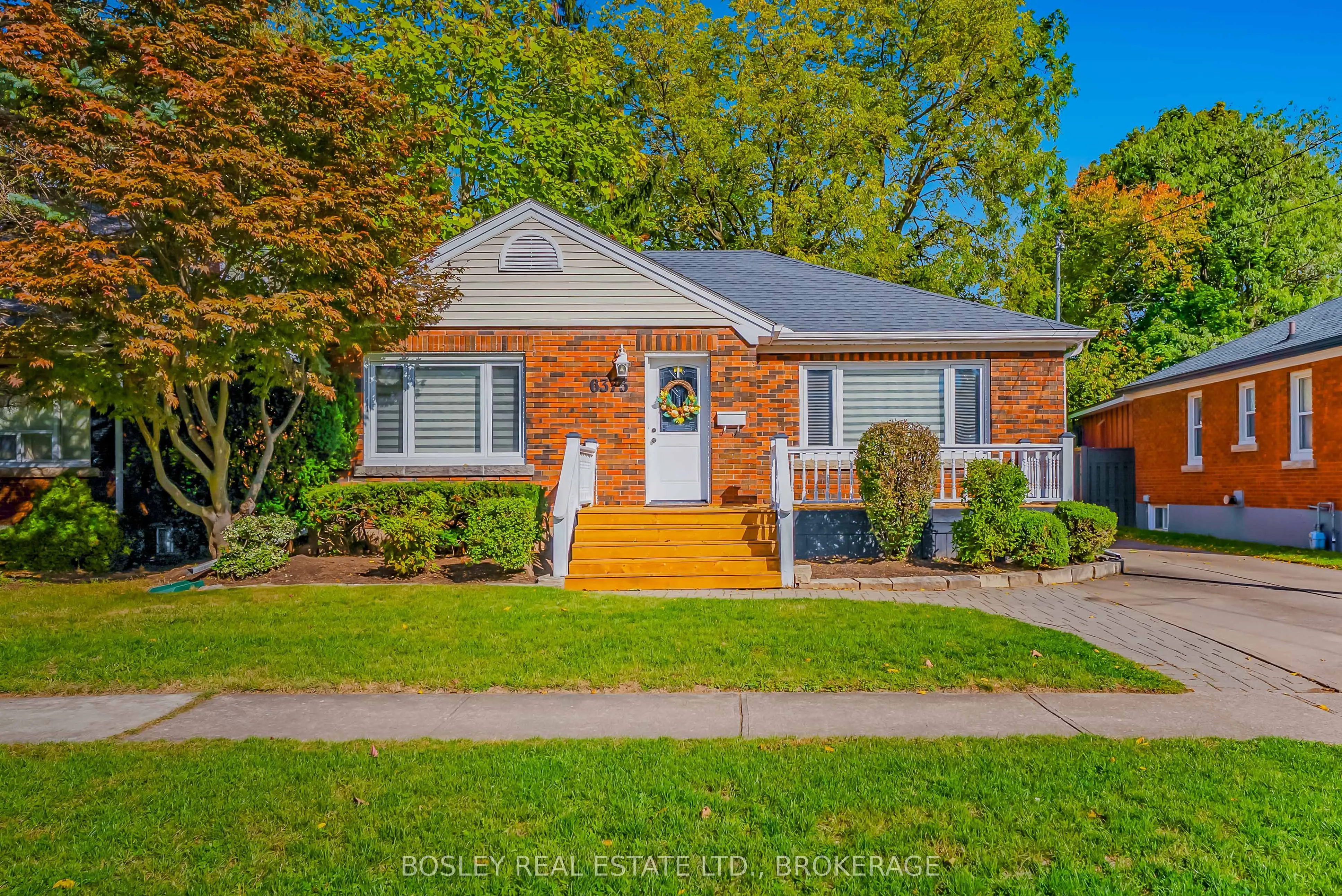 6373 Corwin Crescent