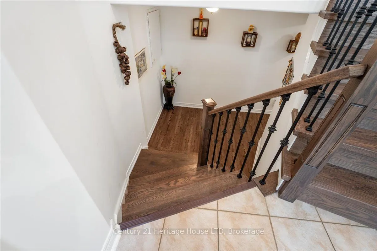 125 Gretel Place