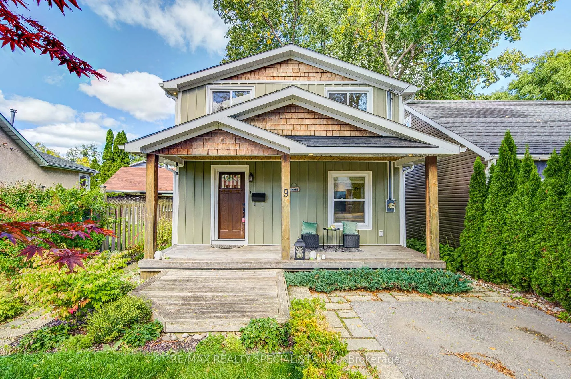 9 Grandview Drive
