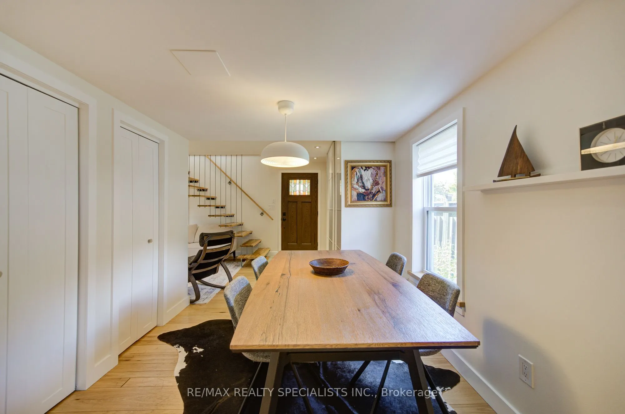 9 Grandview Drive