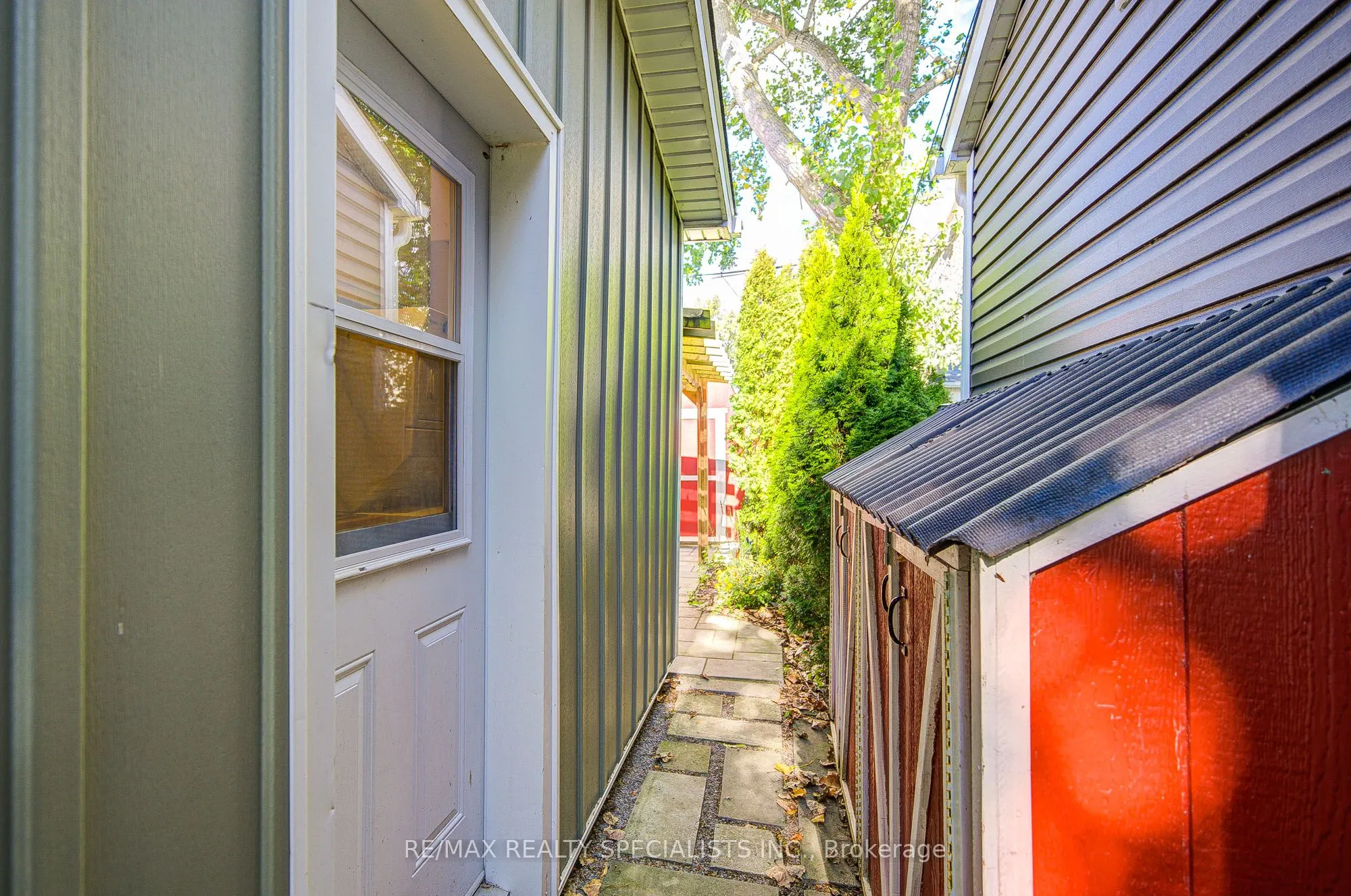 9 Grandview Drive