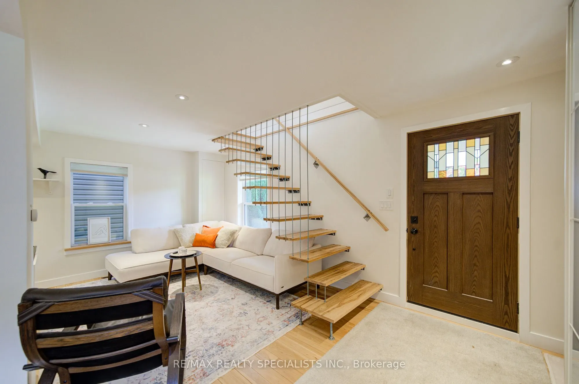 9 Grandview Drive