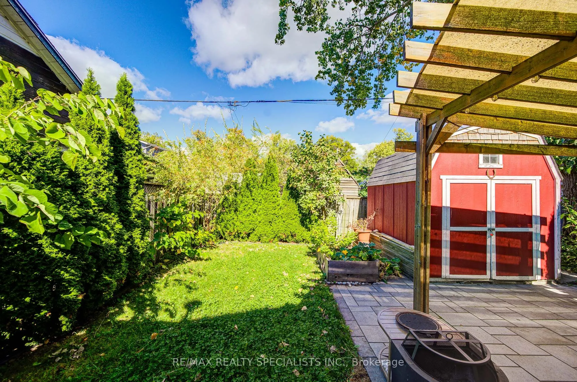 9 Grandview Drive