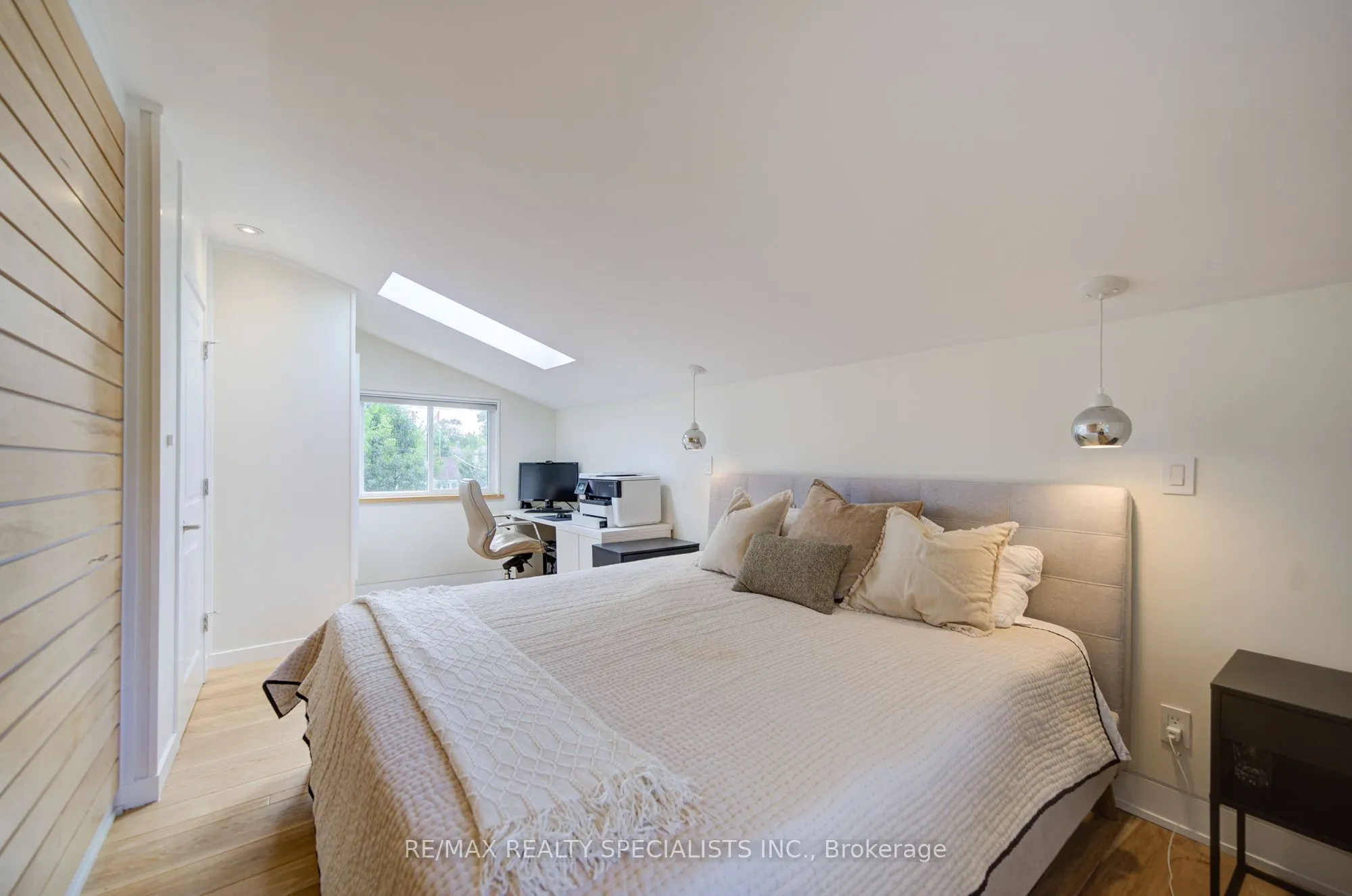 9 Grandview Drive