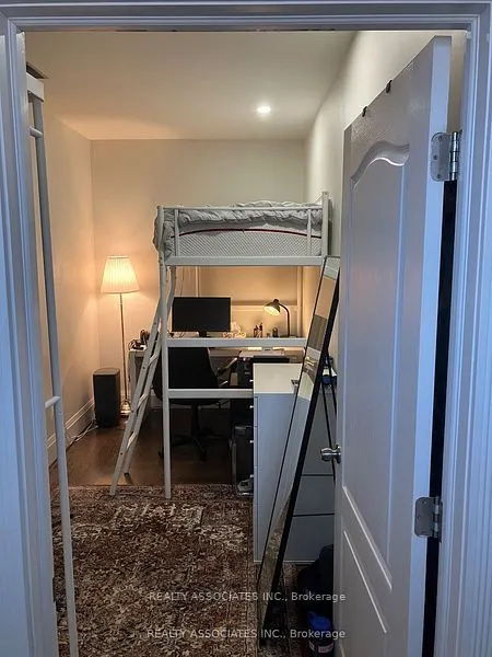 20 Beaucourt Road, #basement-1BR