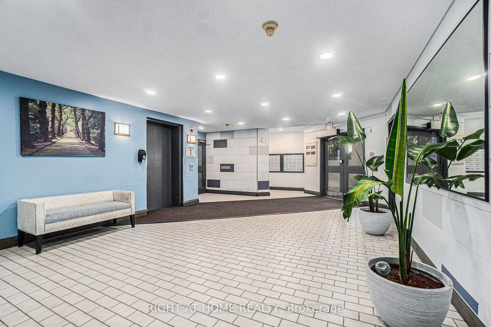 318 Lorry Greenberg Drive, #107