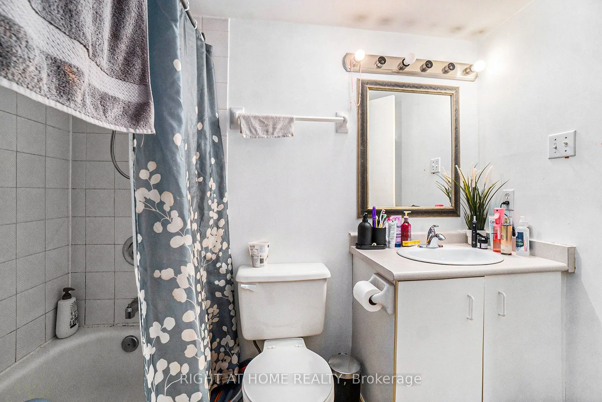 318 Lorry Greenberg Drive, #107