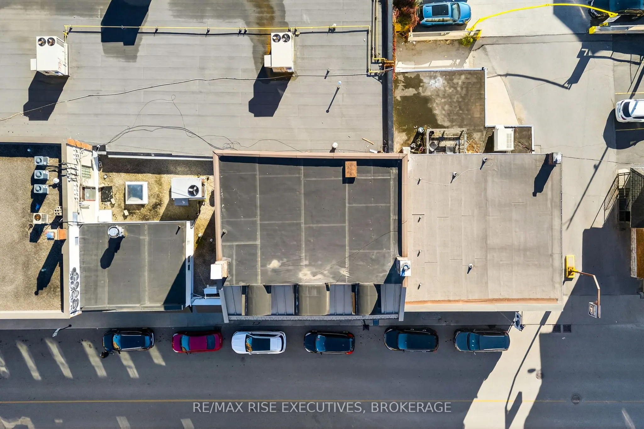 15 Montreal Street