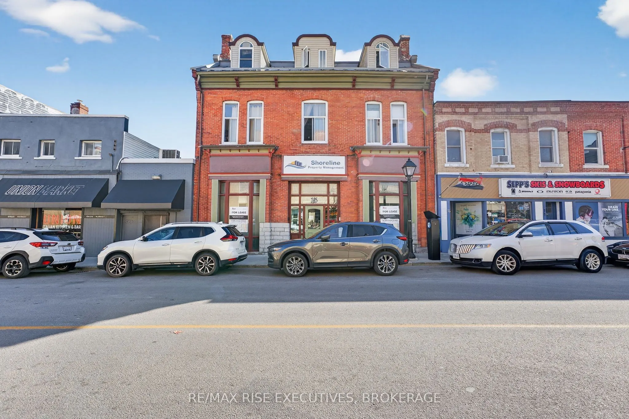 15 Montreal Street