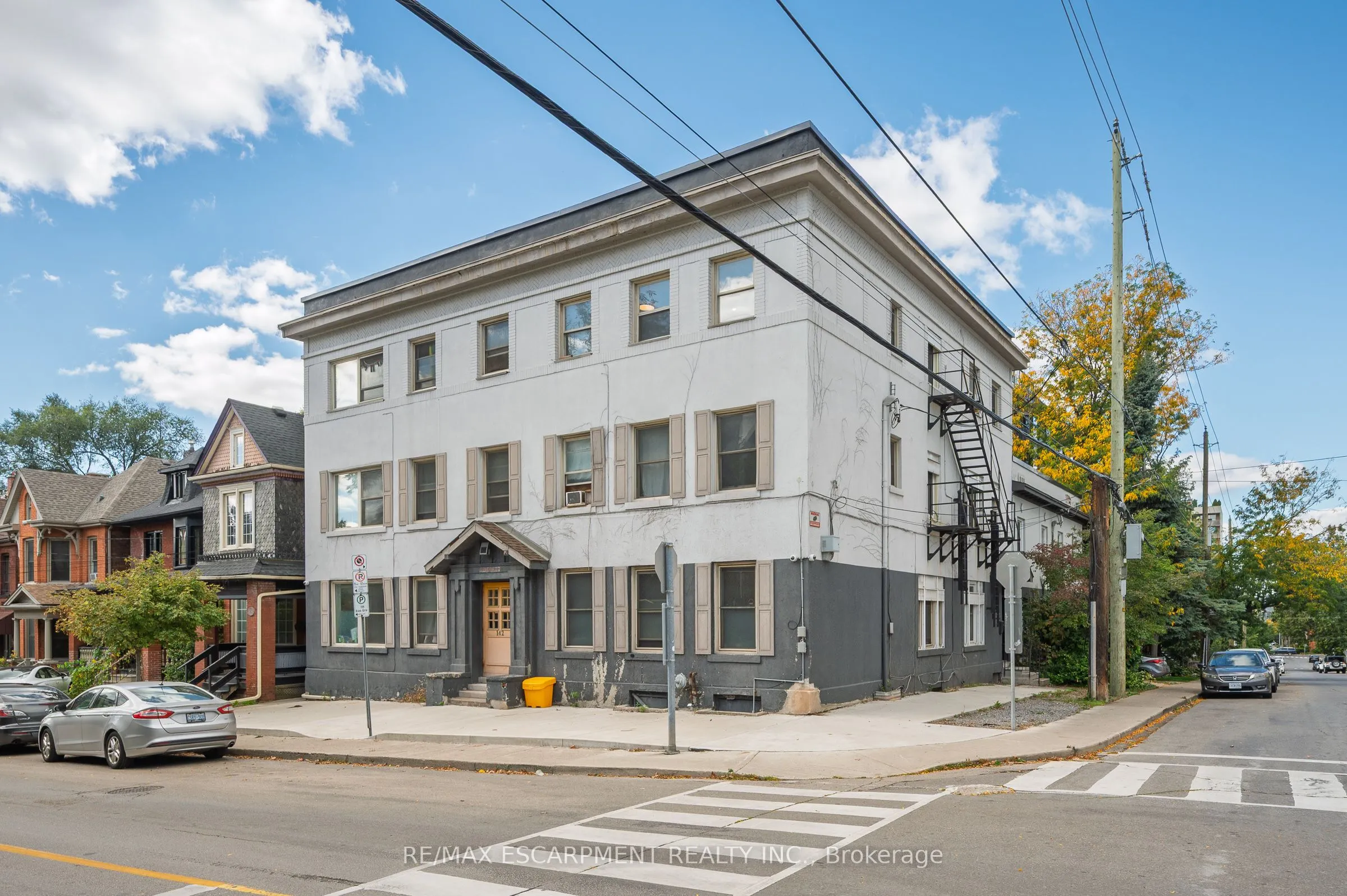 142 Caroline Street S, #6