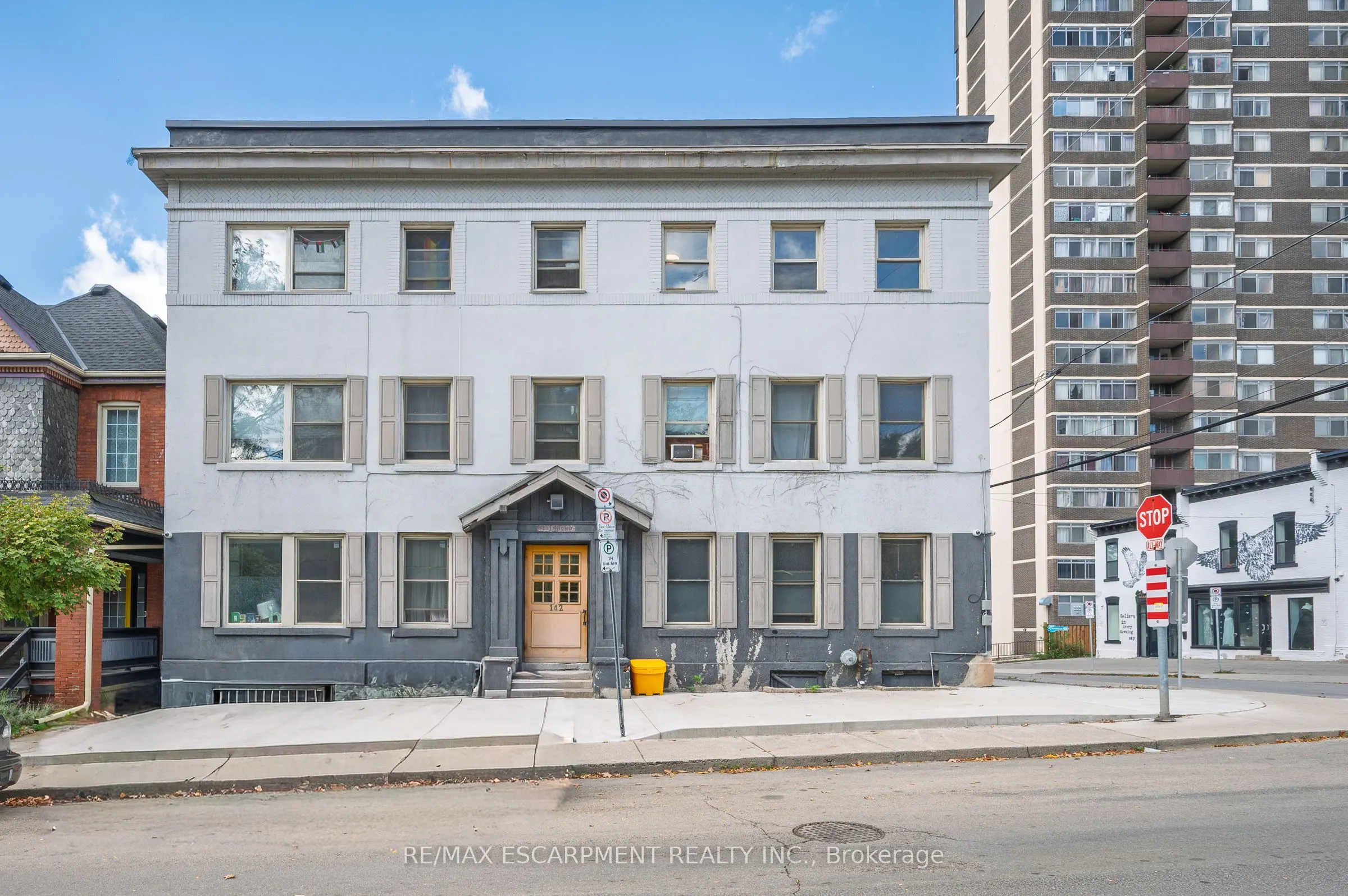 142 Caroline Street S, #6