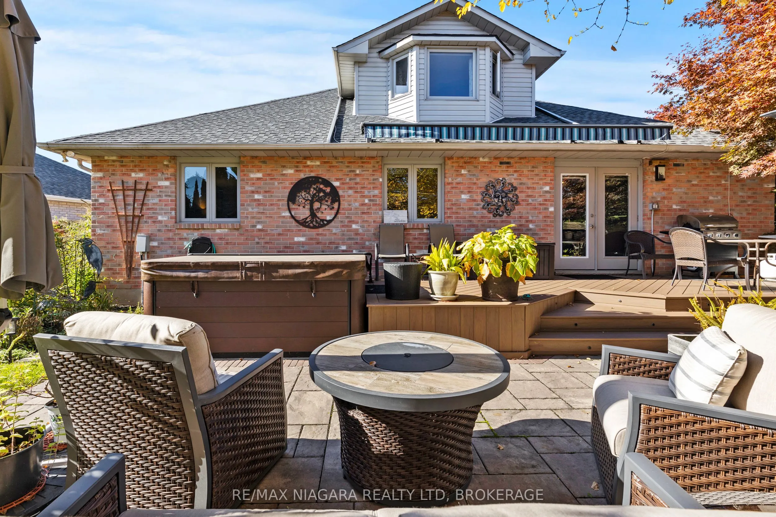 4 KARSAM Court