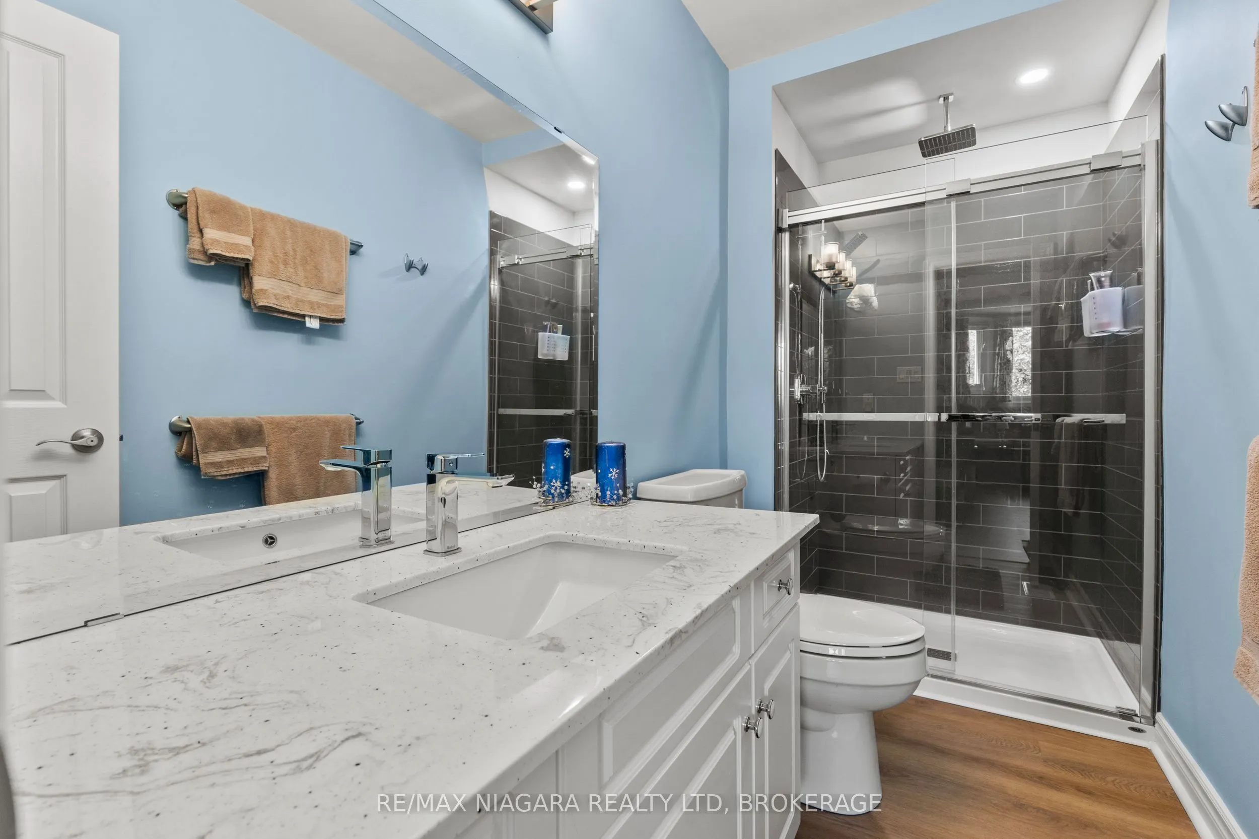 4 KARSAM Court