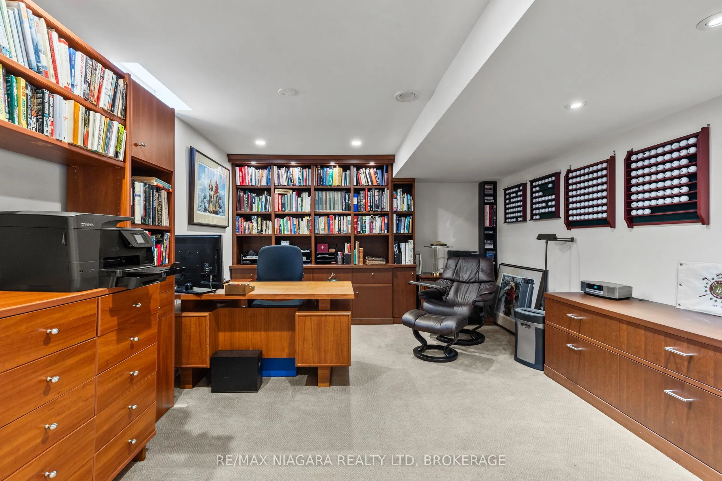 4 KARSAM Court