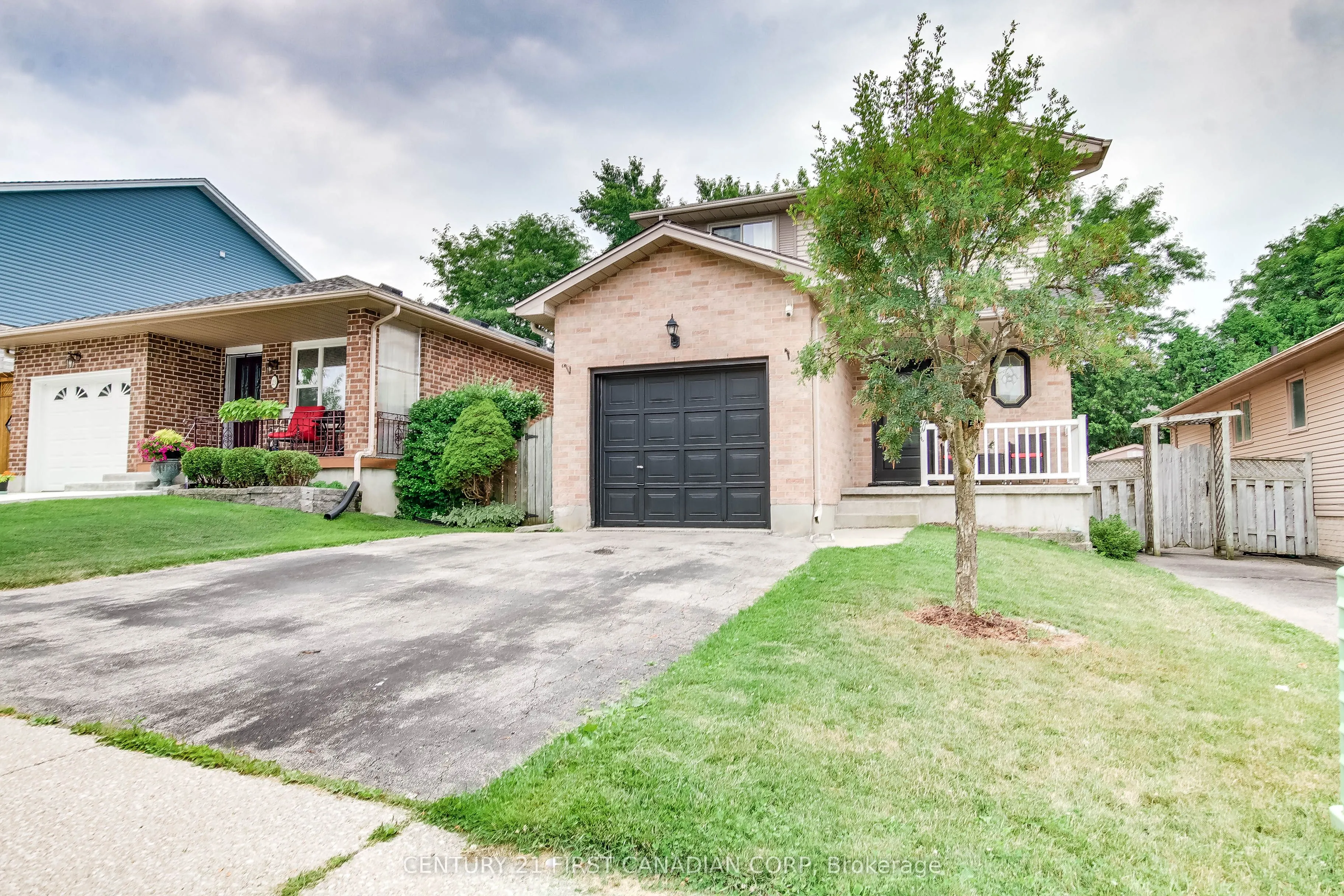 27 Gerald Crescent