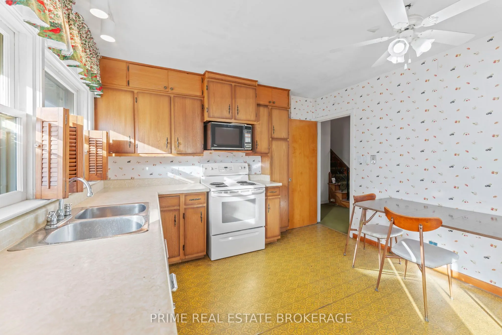 367 Ridout Street
