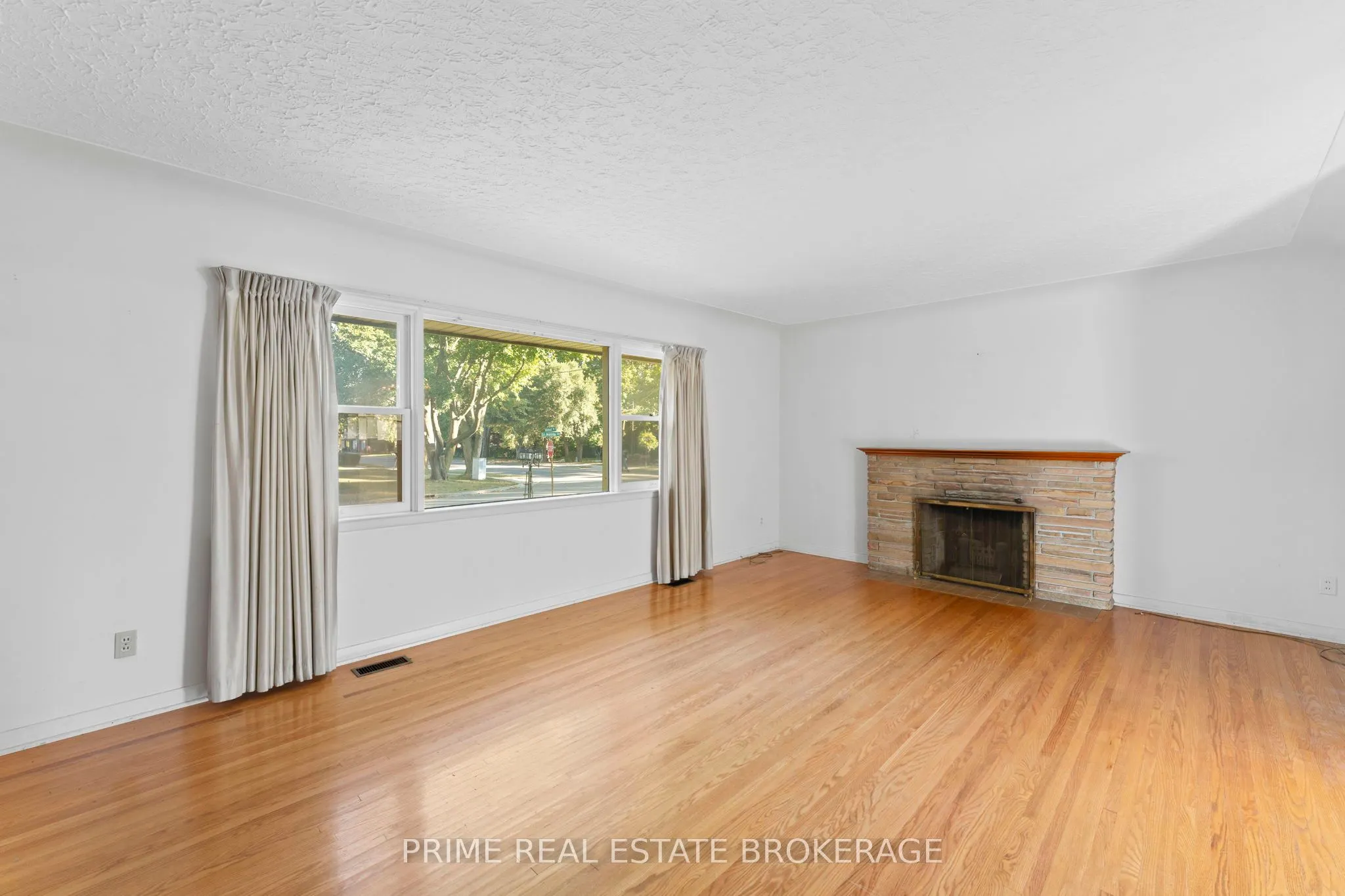 367 Ridout Street