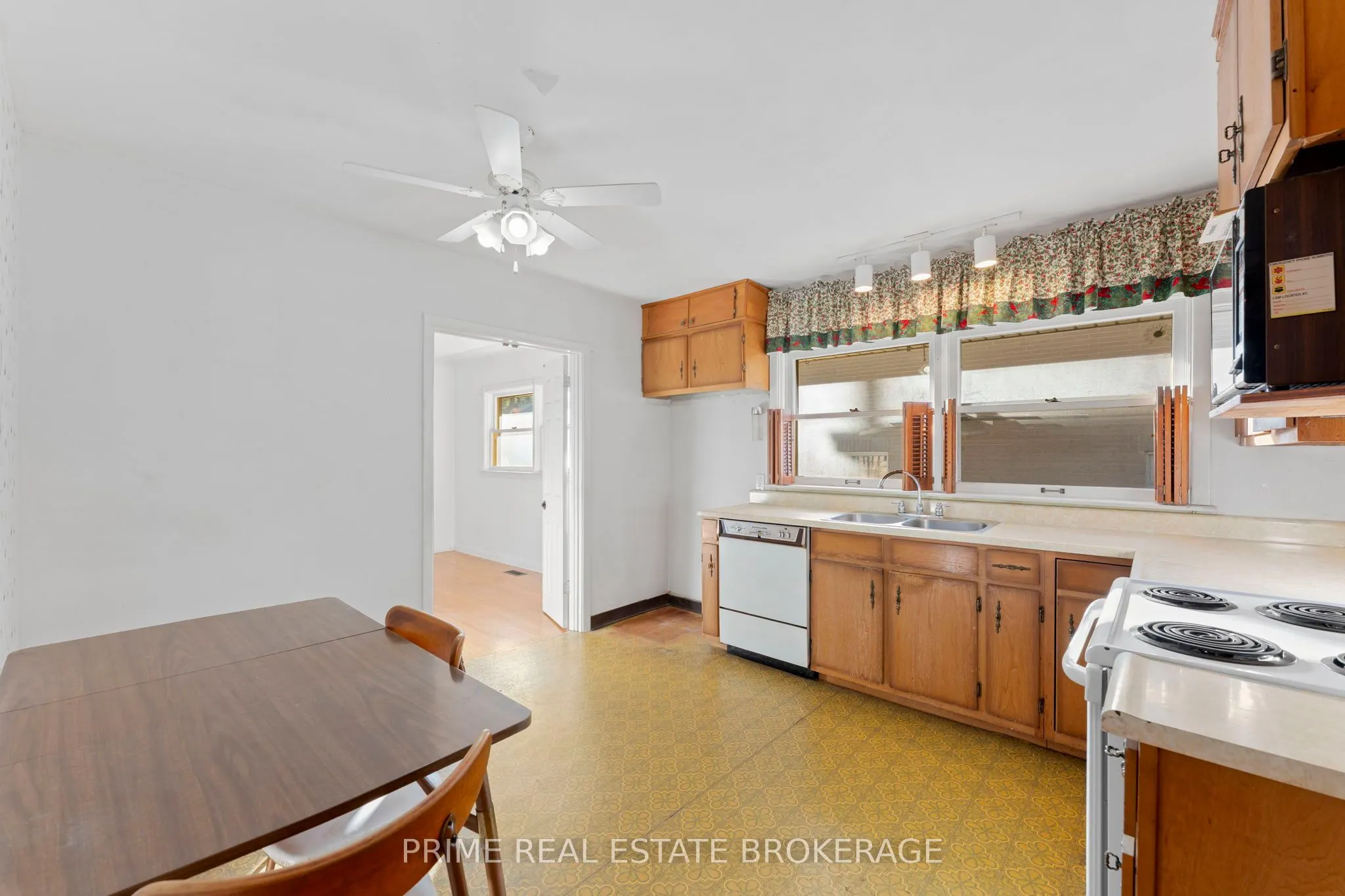 367 Ridout Street