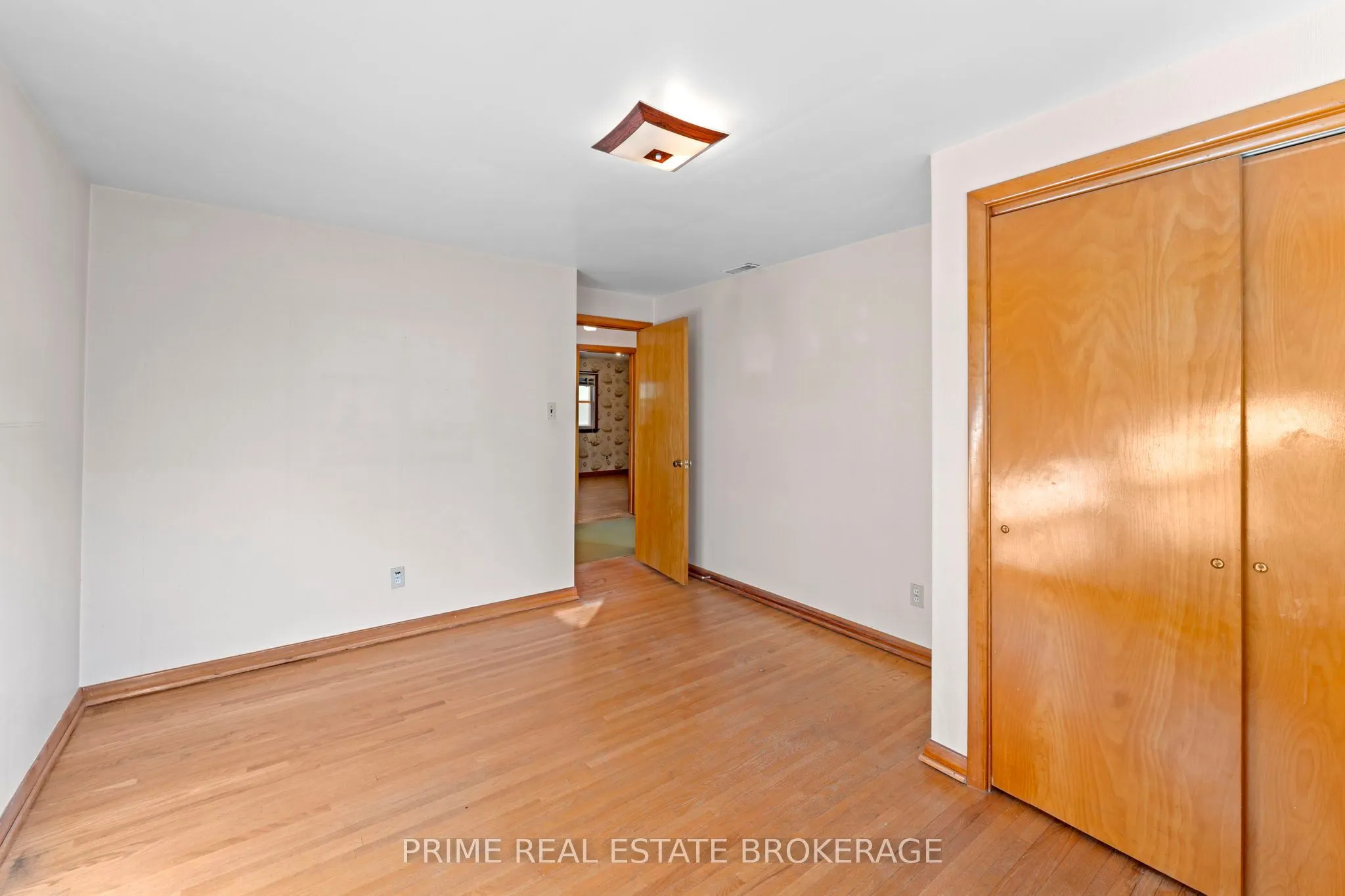 367 Ridout Street