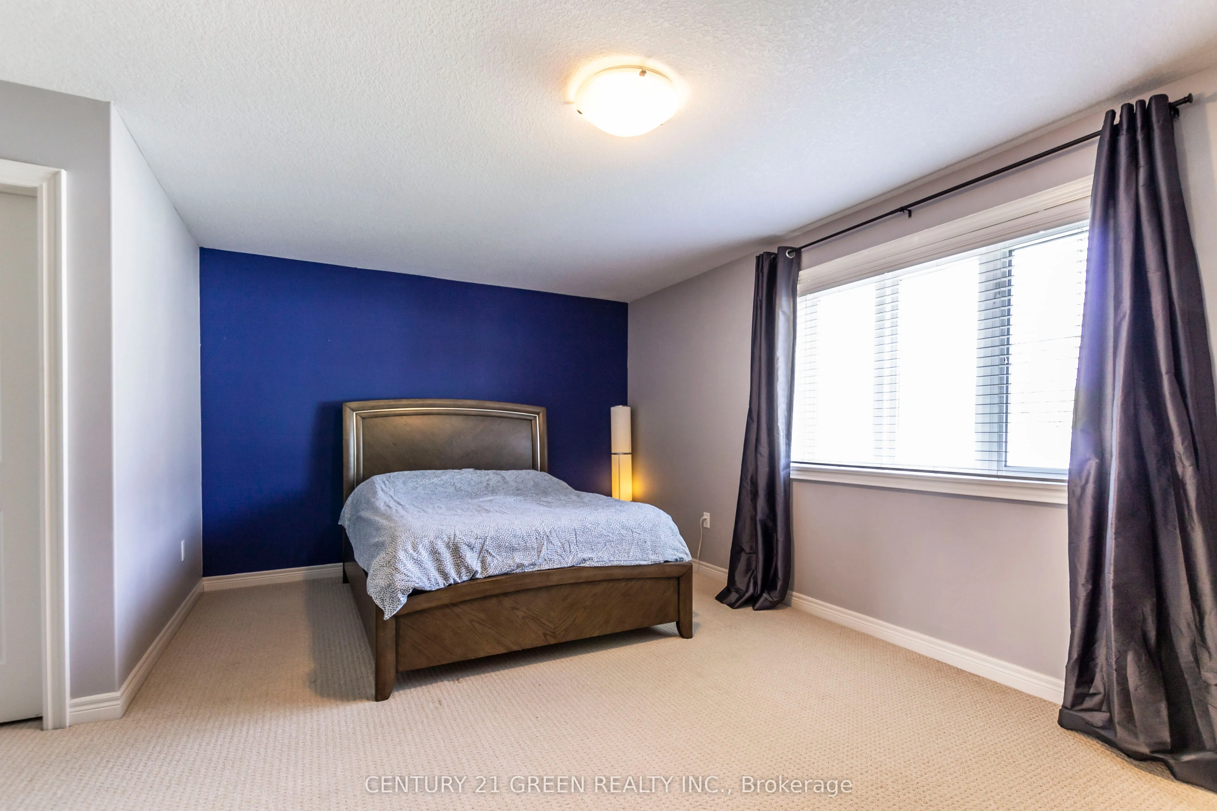93 Sexton Crescent