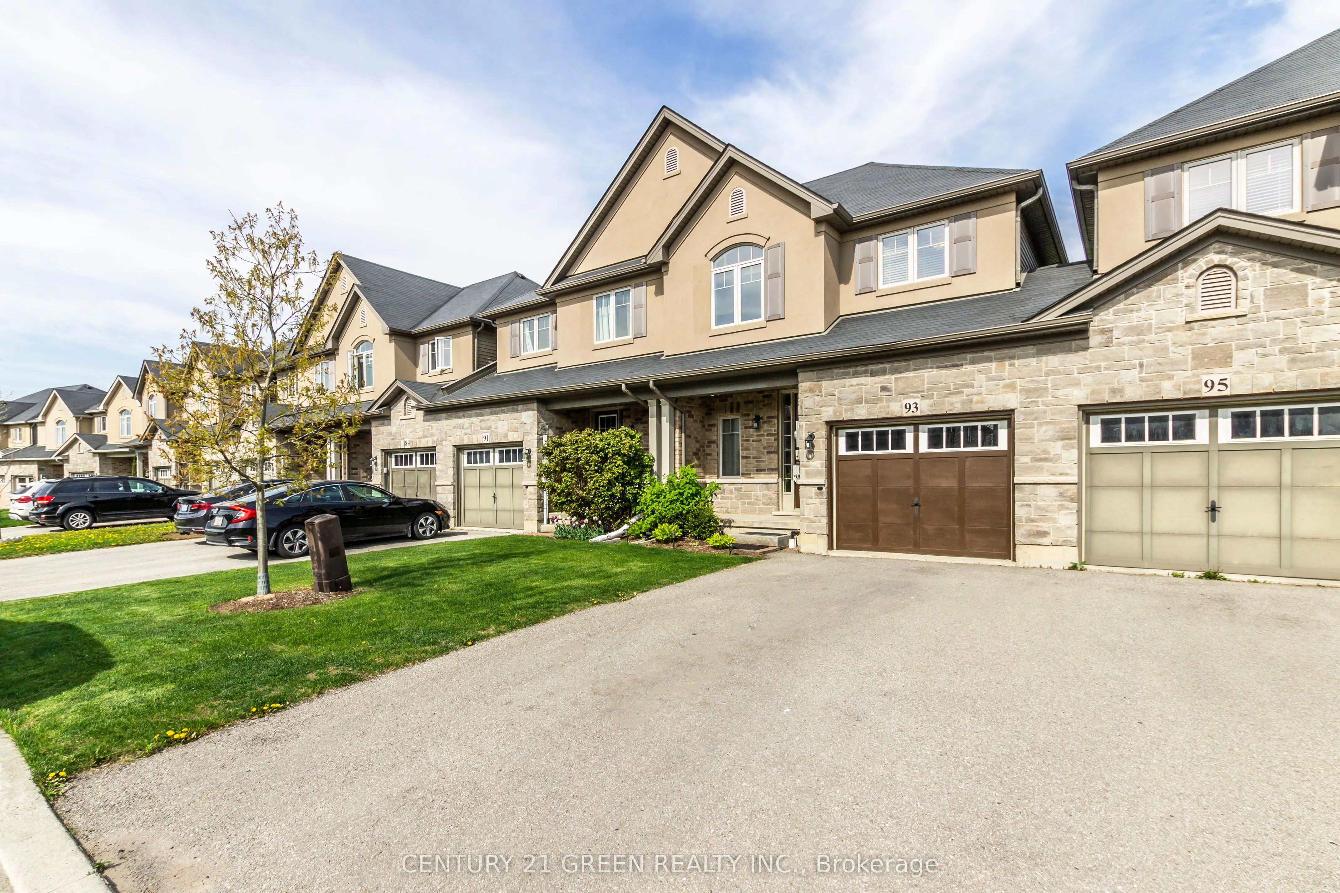 93 Sexton Crescent