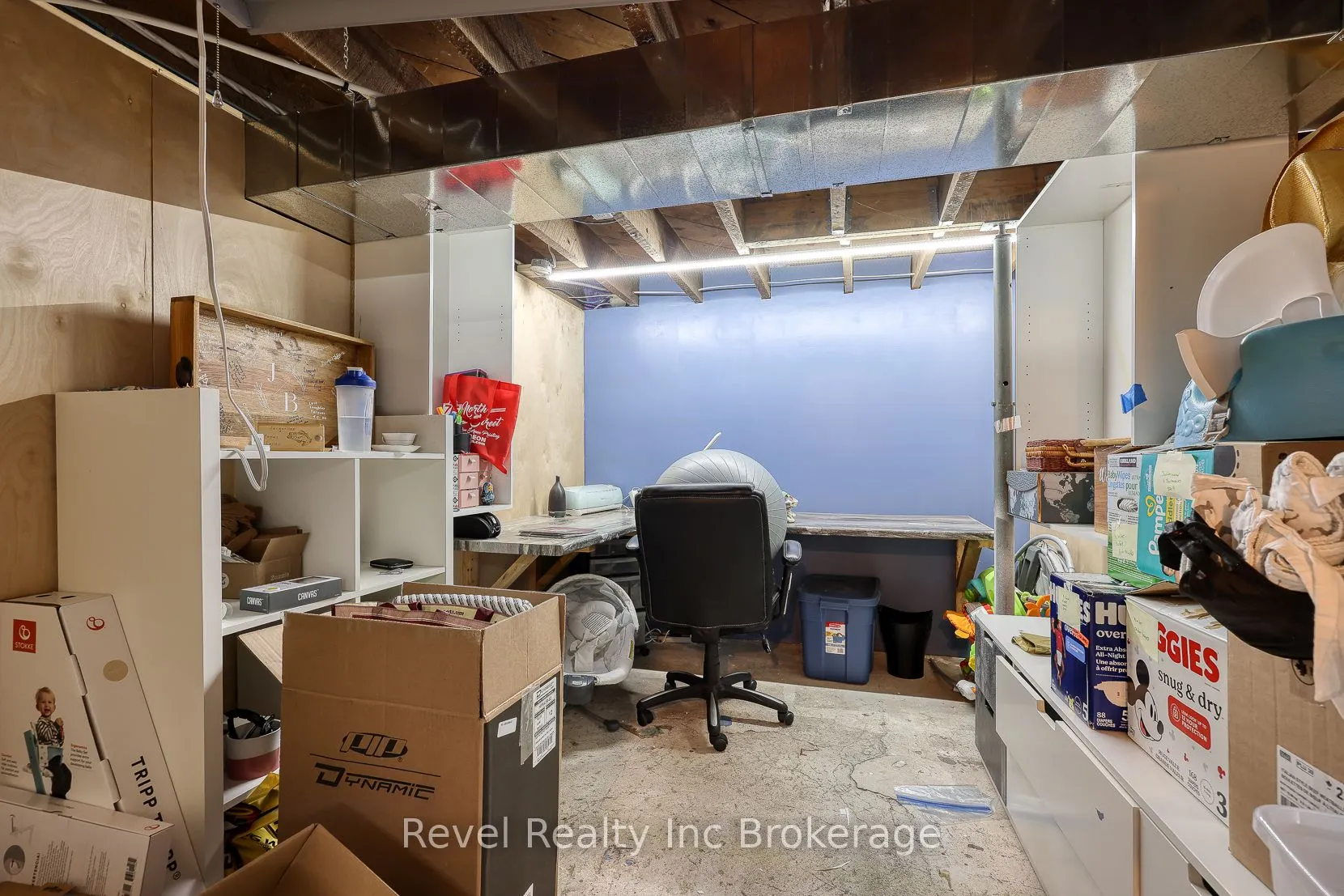 174 Delatre Street W