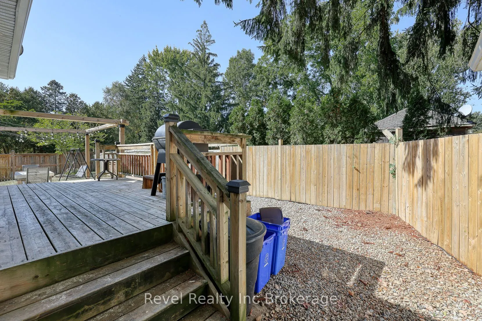174 Delatre Street W
