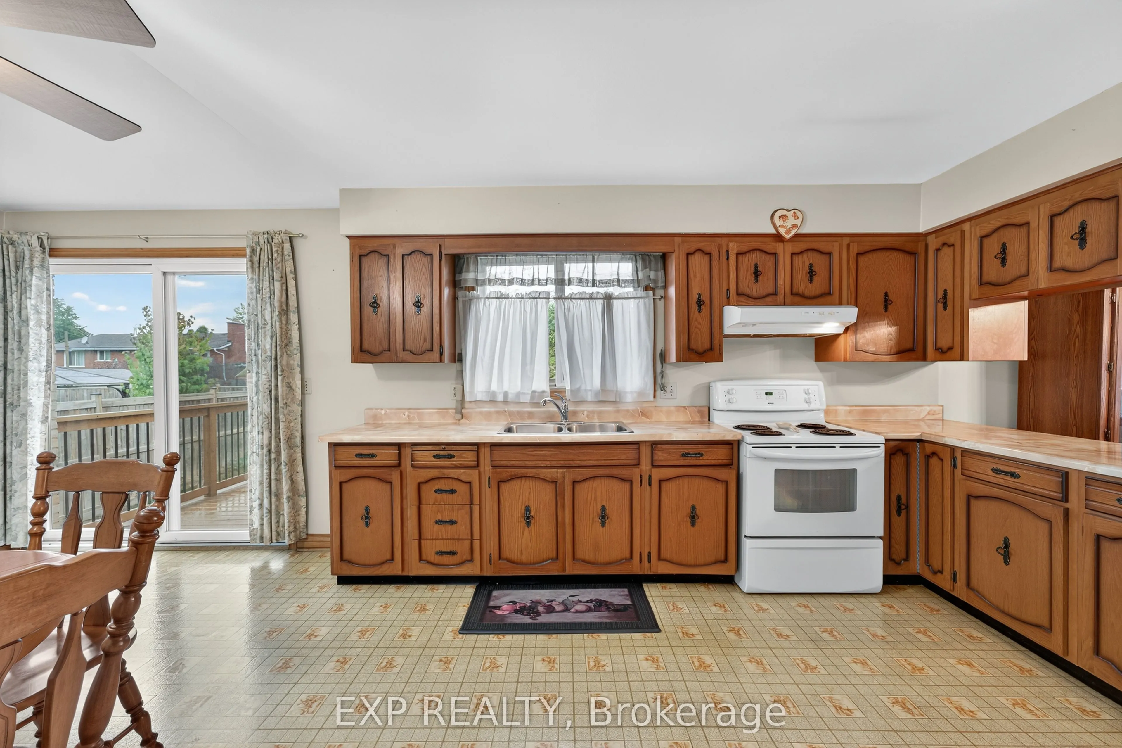 147 Inverness Crescent